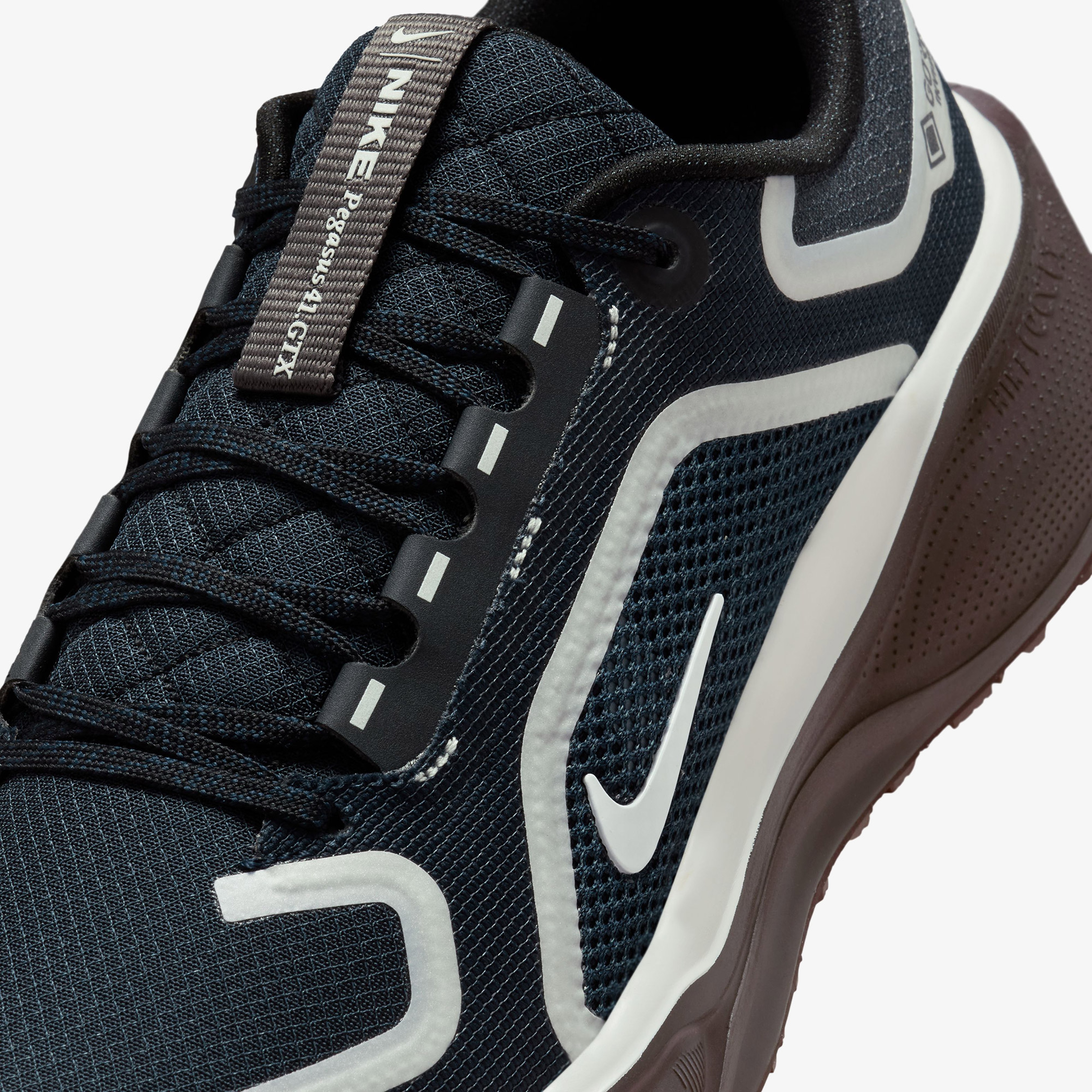 Nike Air Zoom Pegasus 41 Gore-Tex Kadın Lacivert Koşu Ayakkabısı