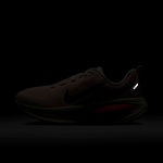 Nike Vomero 18 Kadın Turuncu Koşu Ayakkabısı