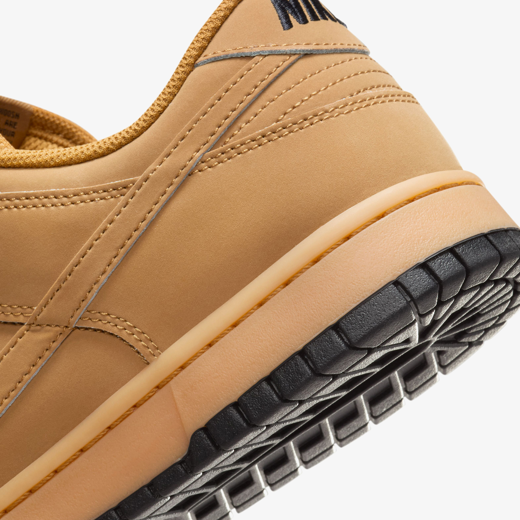 Nike Dunk Low Retro SE Erkek Sarı Spor Ayakkabı