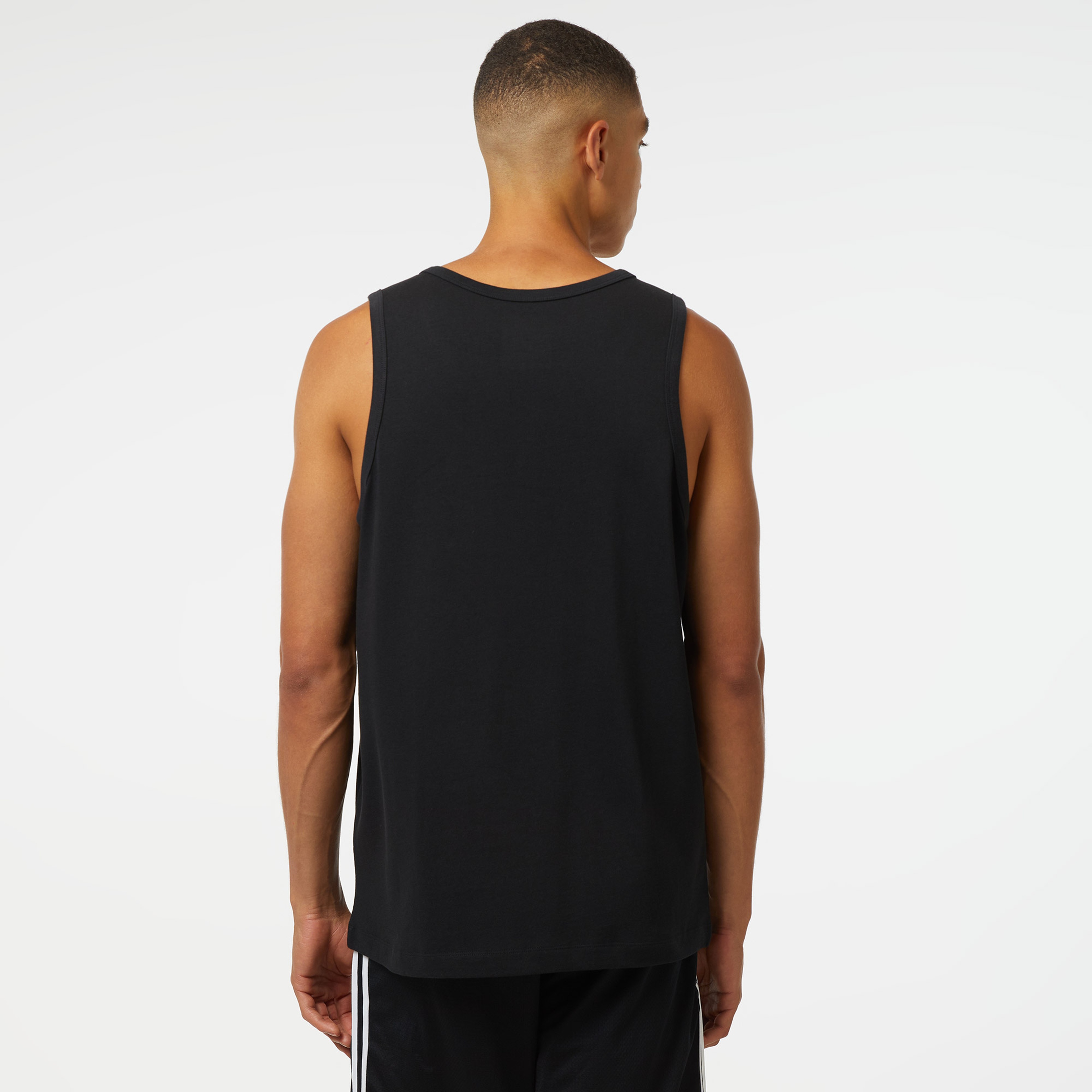 Nike Sportswear Premium Essentials Erkek Siyah Kolsuz T-Shirt