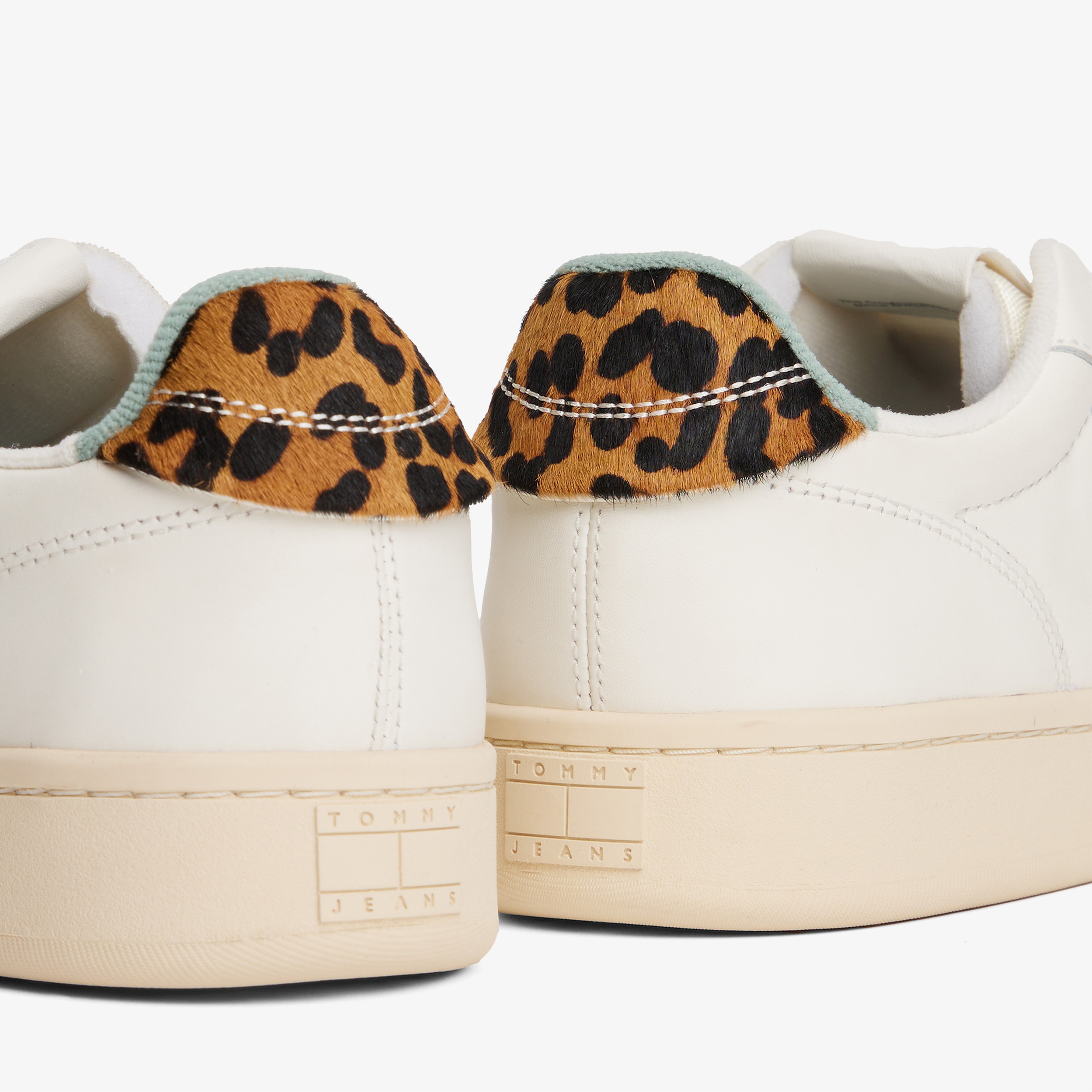 Tommy Hilfiger Archive '98 Leopard Kadın Beyaz Sneaker