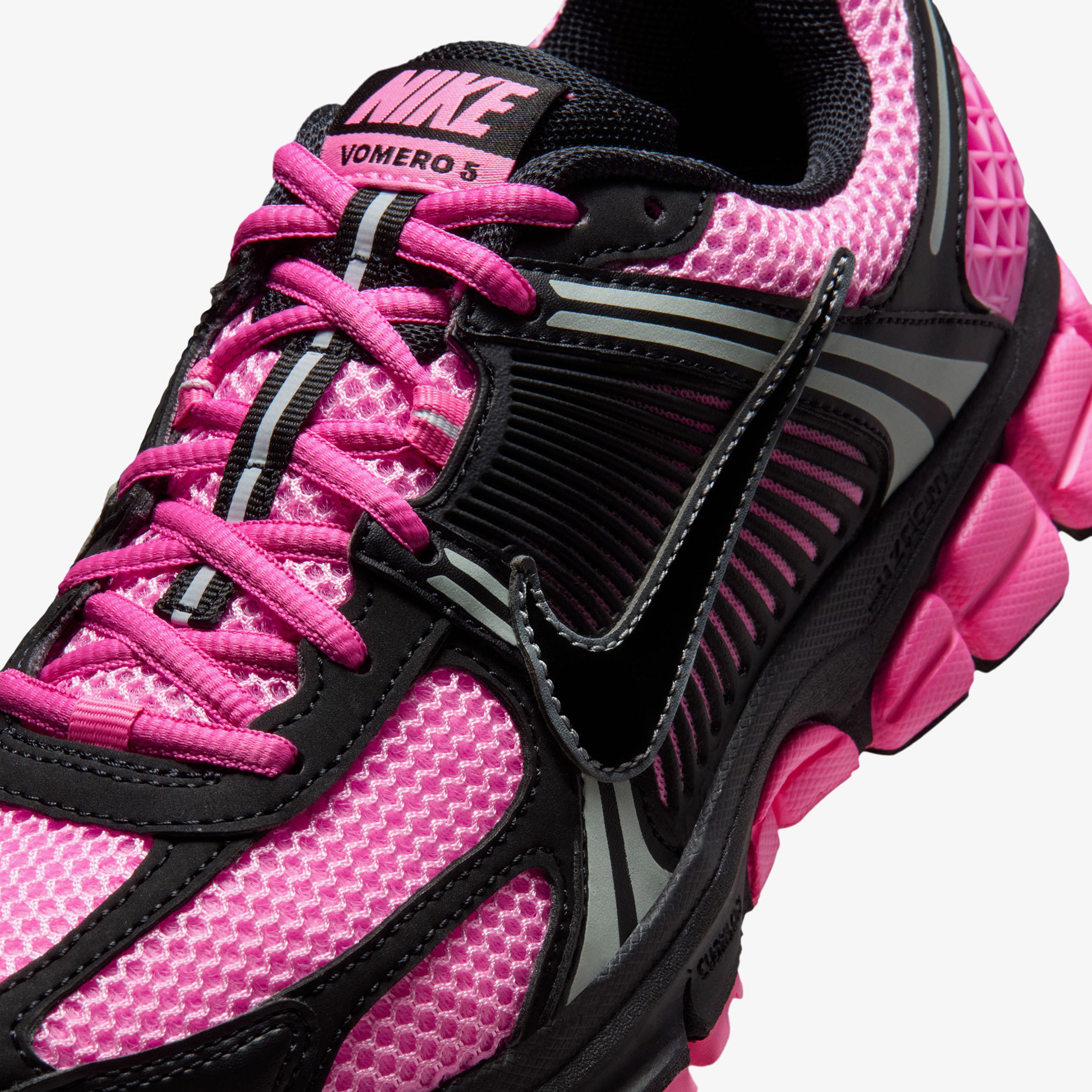 Nike Zoom Vomero 5 Kadın Pembe Spor Ayakkabı