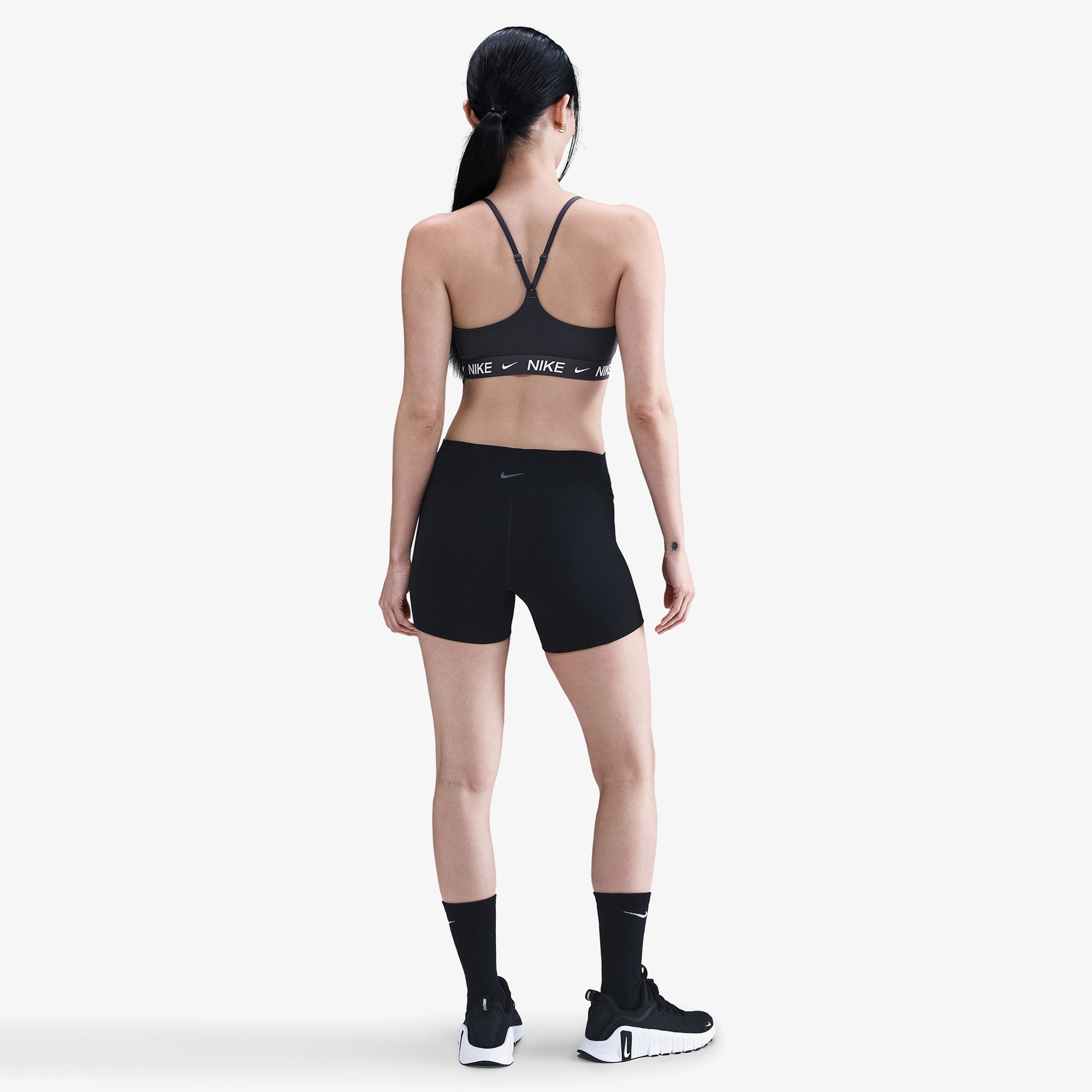 Nike Dri-Fit indy Light Support Kadın Gri Antrenman Bra