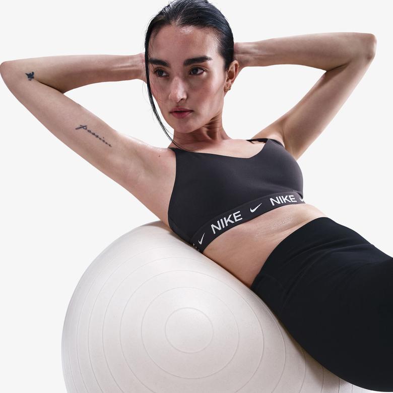 Nike Dri-Fit indy Light Support Kadın Gri Antrenman Bra
