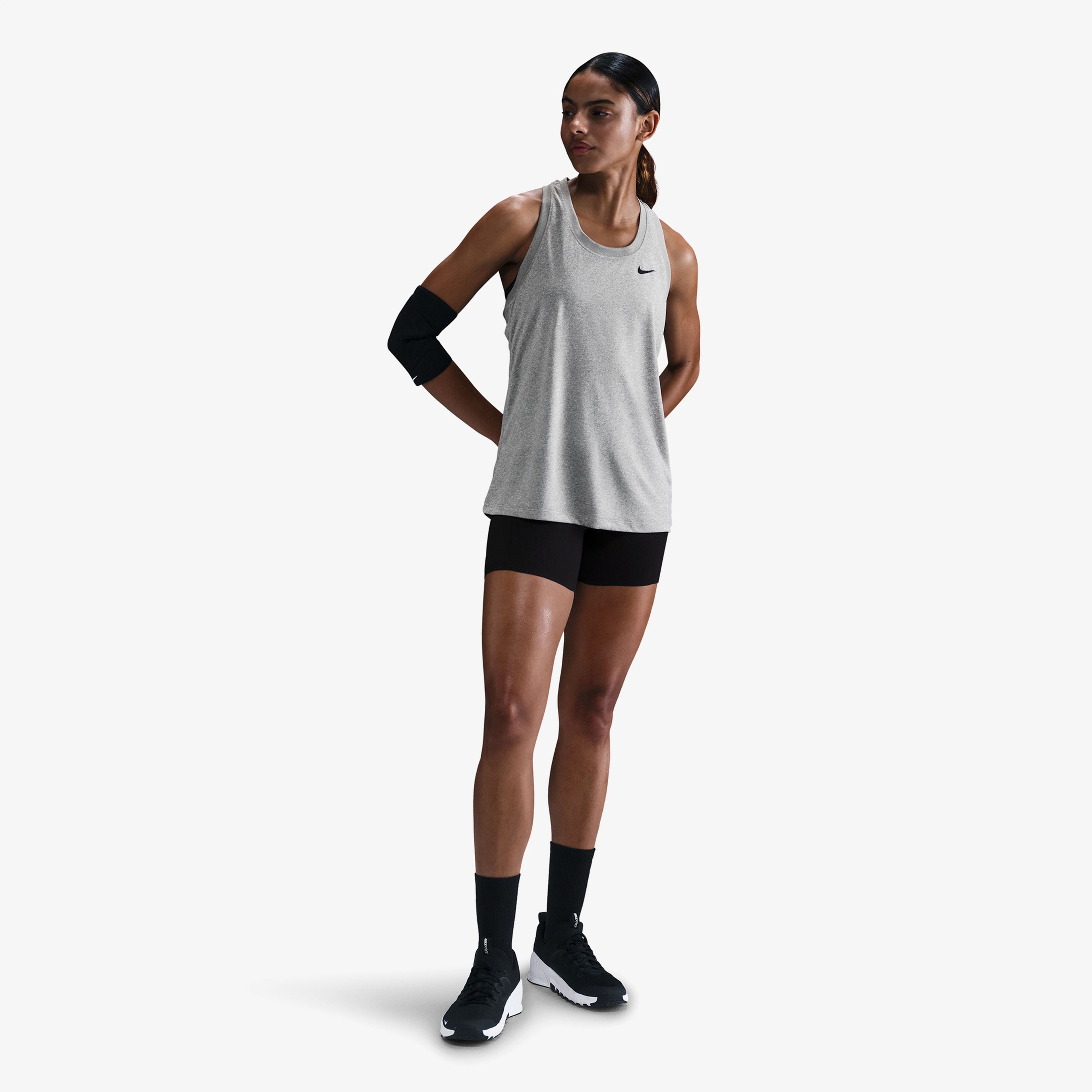 Nike Tank Top/Singlet Kadın Gri Antrenman T-Shirt