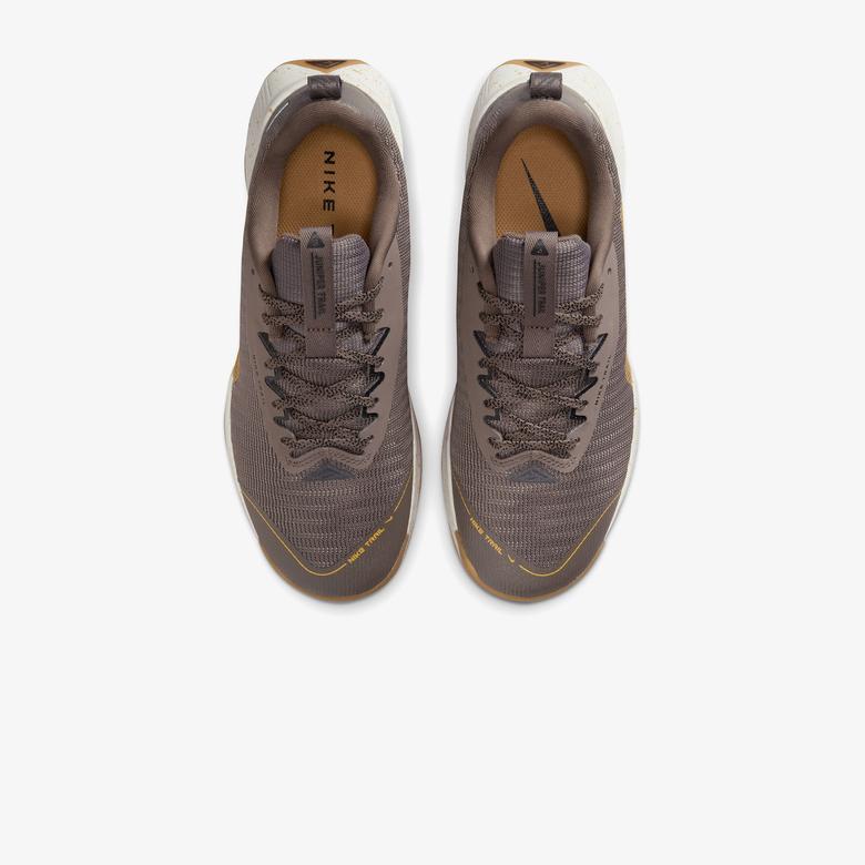 Nike Juniper Trail 3 Kadın Kahverengi Koşu Ayakkabısı