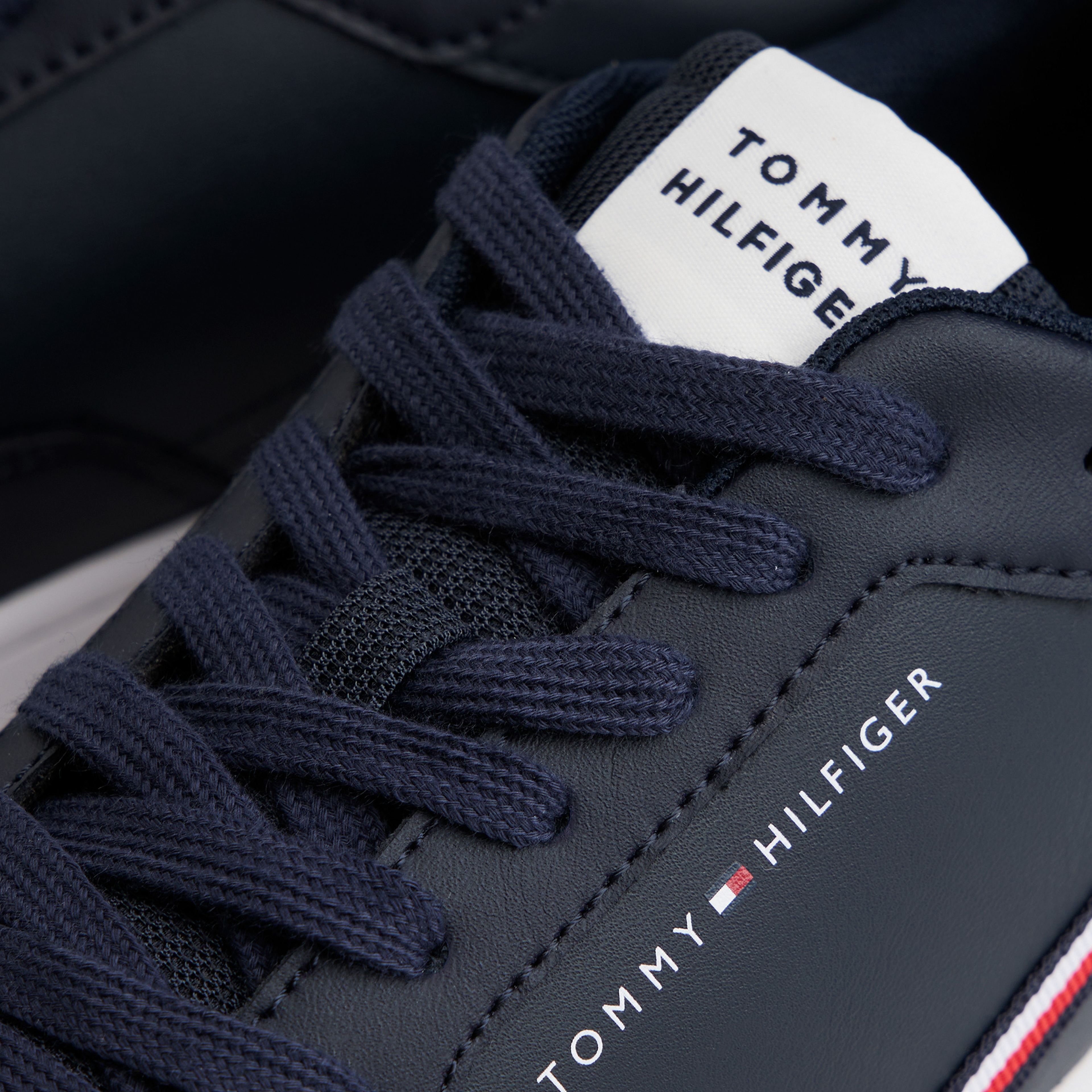 Tommy Hilfiger Basket Core Stripes Erkek Lacivert Sneaker