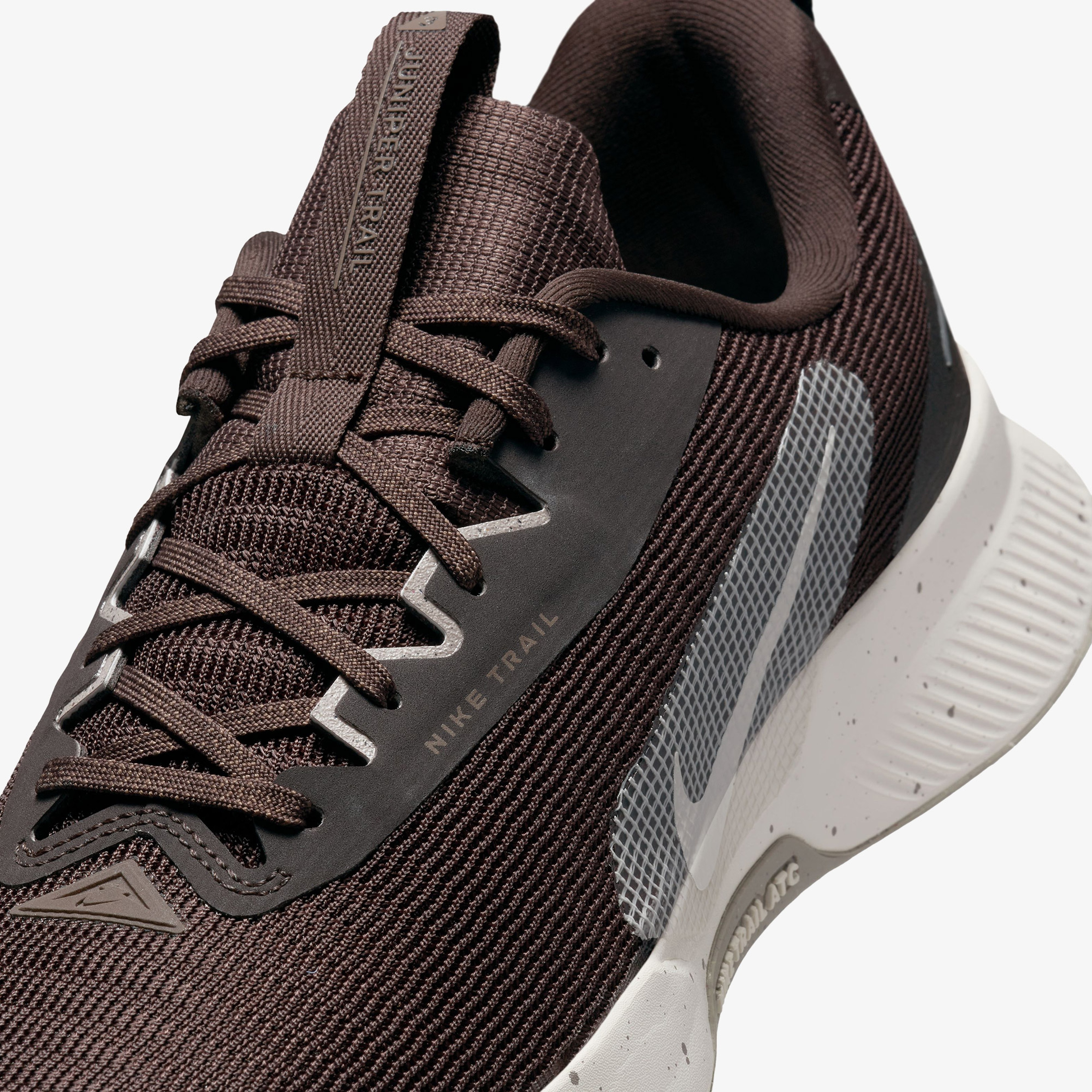 Nike Juniper Trail 3 Erkek Kahverengi Koşu Ayakkabısı