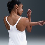 Nike One Clsc Df Strpy Tank Kadın Beyaz Çorap