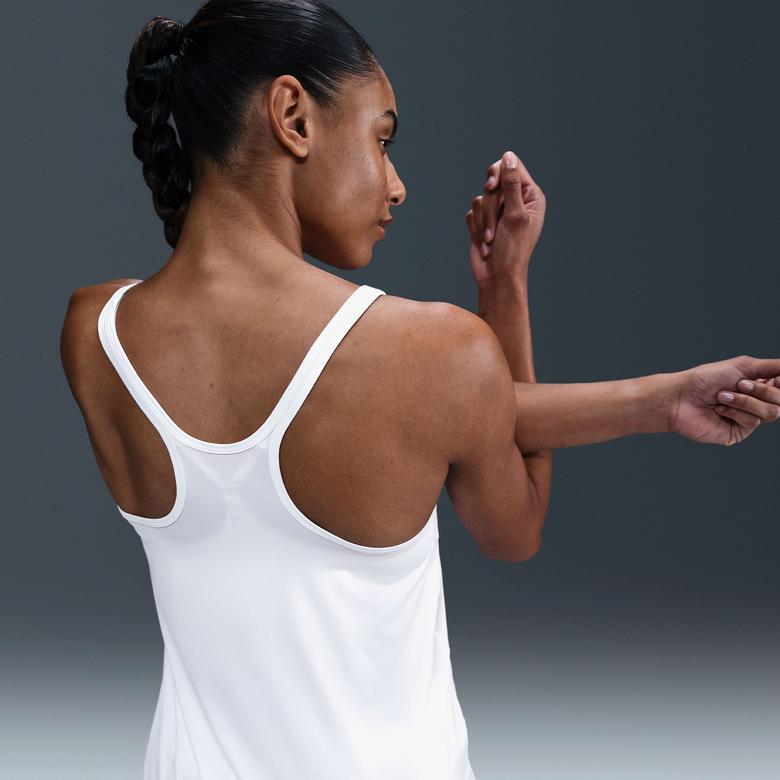 Nike One Clsc Df Strpy Tank Kadın Beyaz Çorap