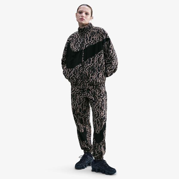 Nike Sportswear Woven Printed Kadın Siyah Ceket
