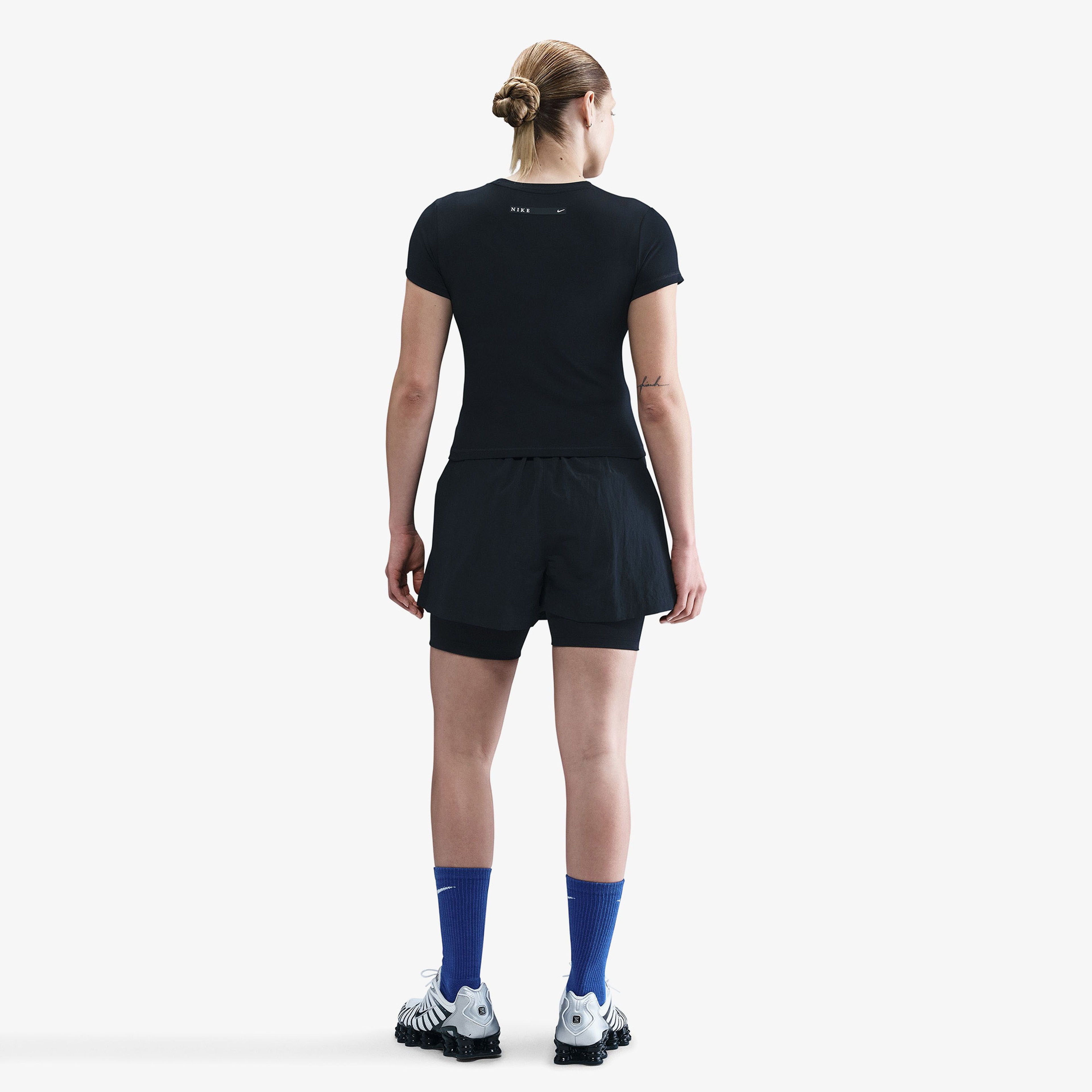 Nike Sportswear Kadın Siyah Crop T-Shirt