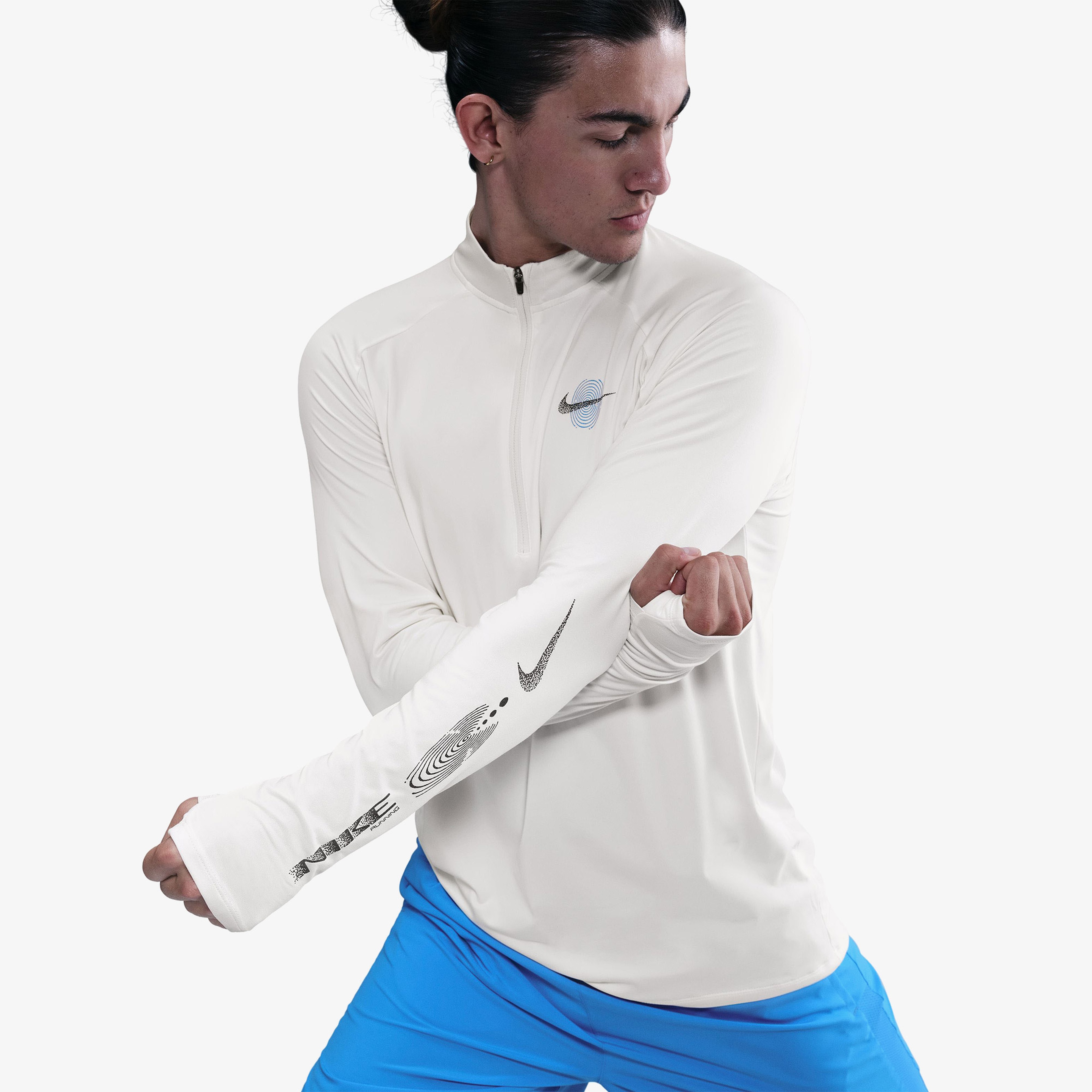 Nike Dri-Fit Stride Energy Erkek Beyaz Uzun Kollu T-Shirt