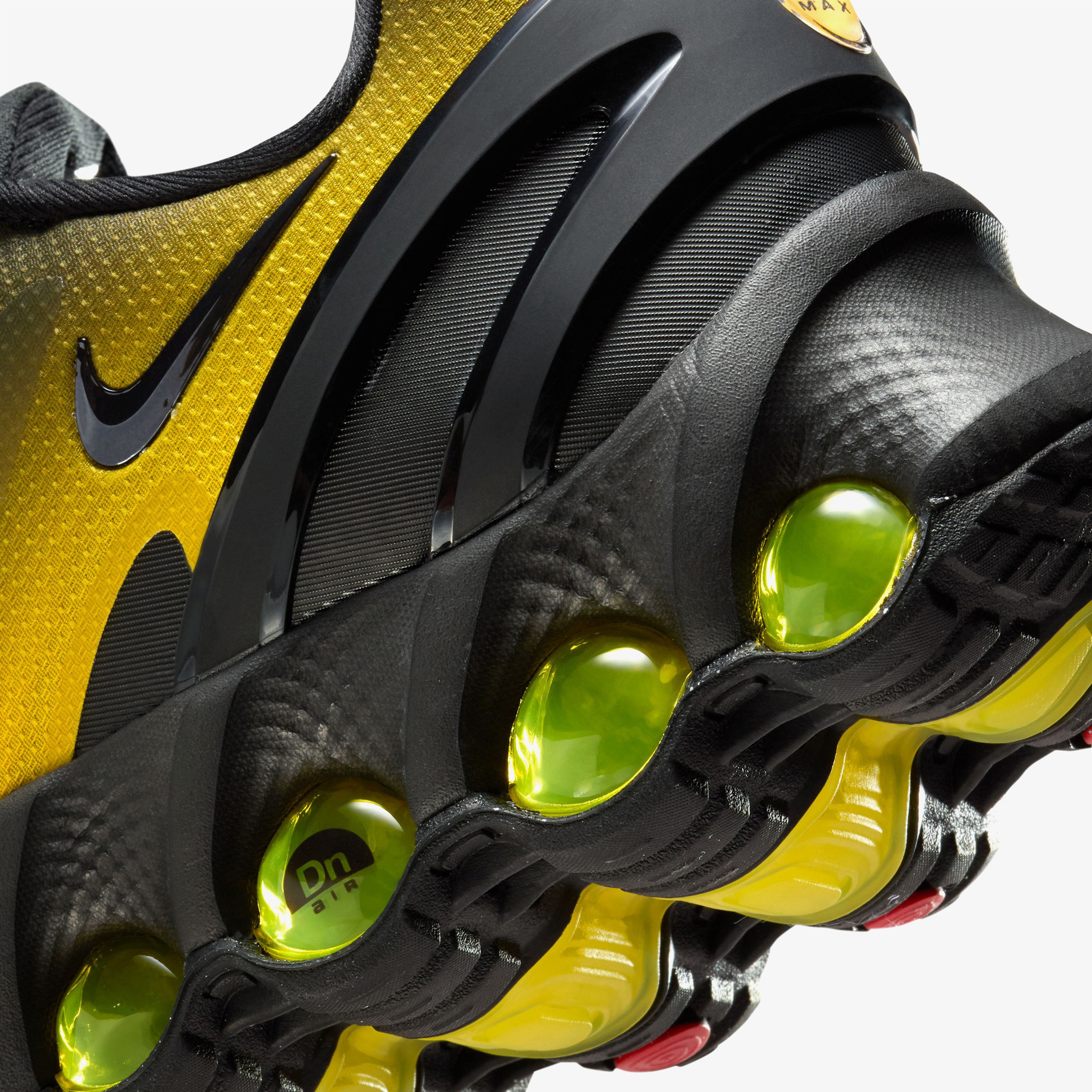 Nike Air Max DN8 Erkek Siyah Spor Ayakkabı