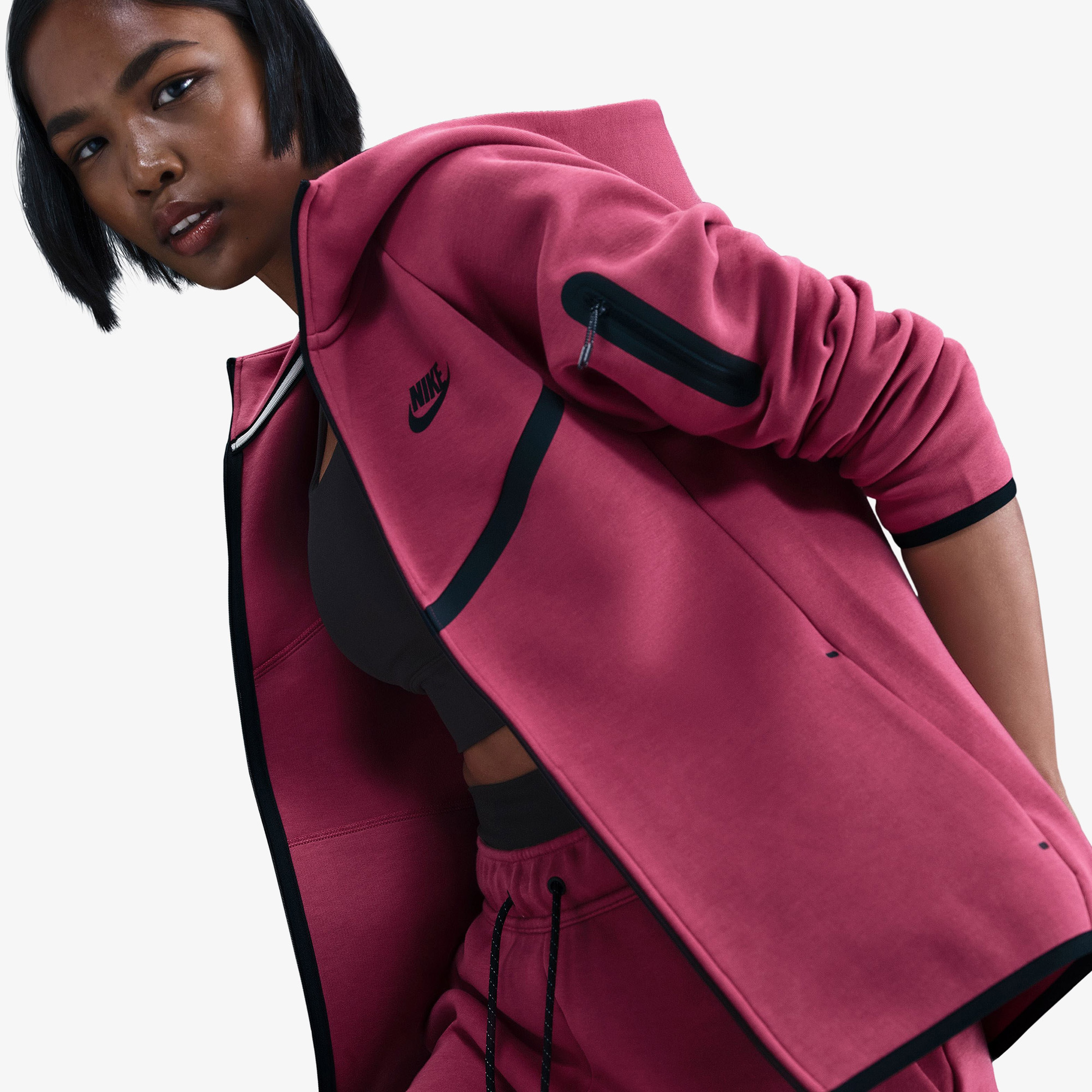 Nike Sportswear Tech Fleece Windrunner Kadın Pembe Eşofman Üstü