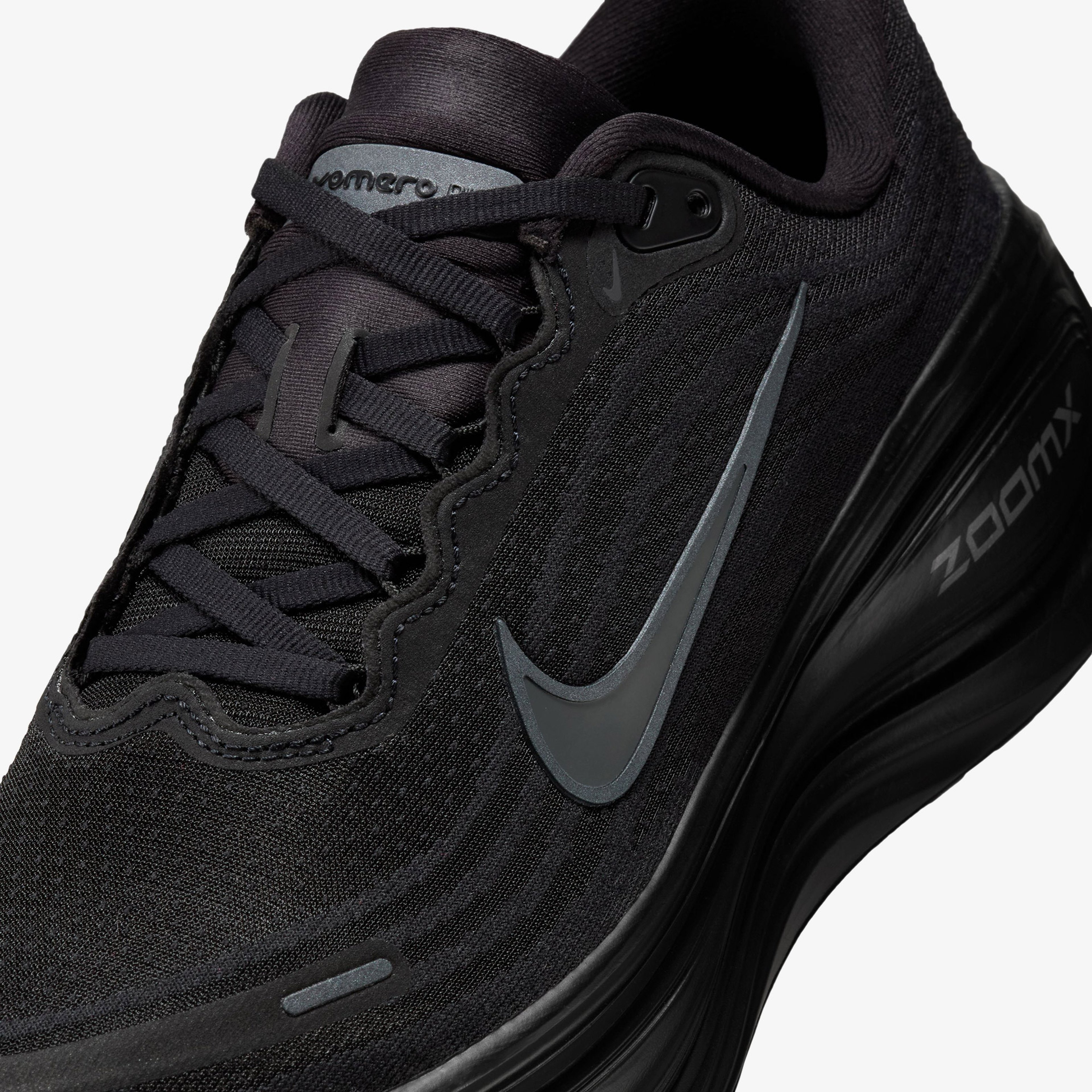 Nike Vomero Plus Kadın Siyah Koşu Ayakkabısı