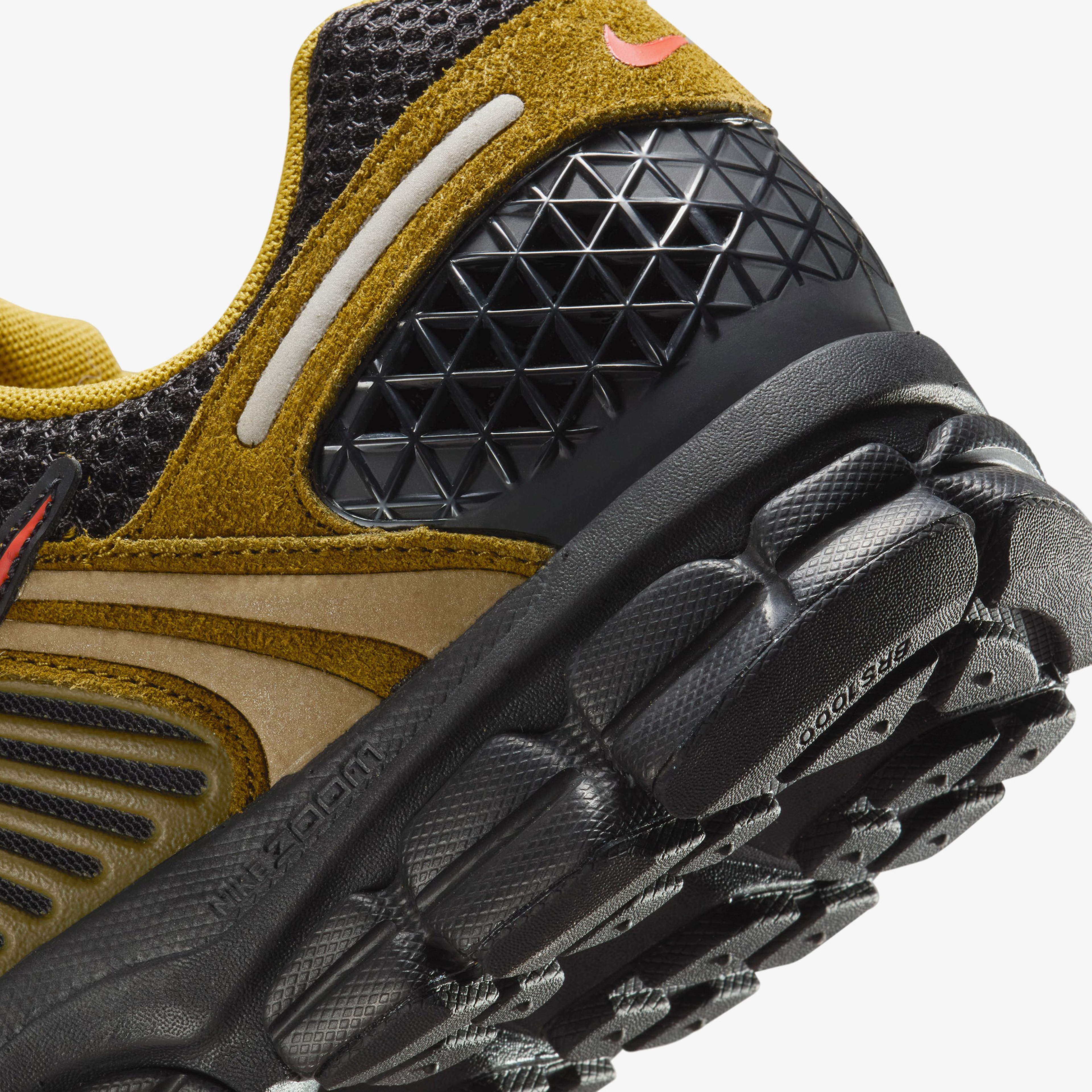 Nike Zoom Vomero 5 Premium Erkek Haki Spor Ayakkabı