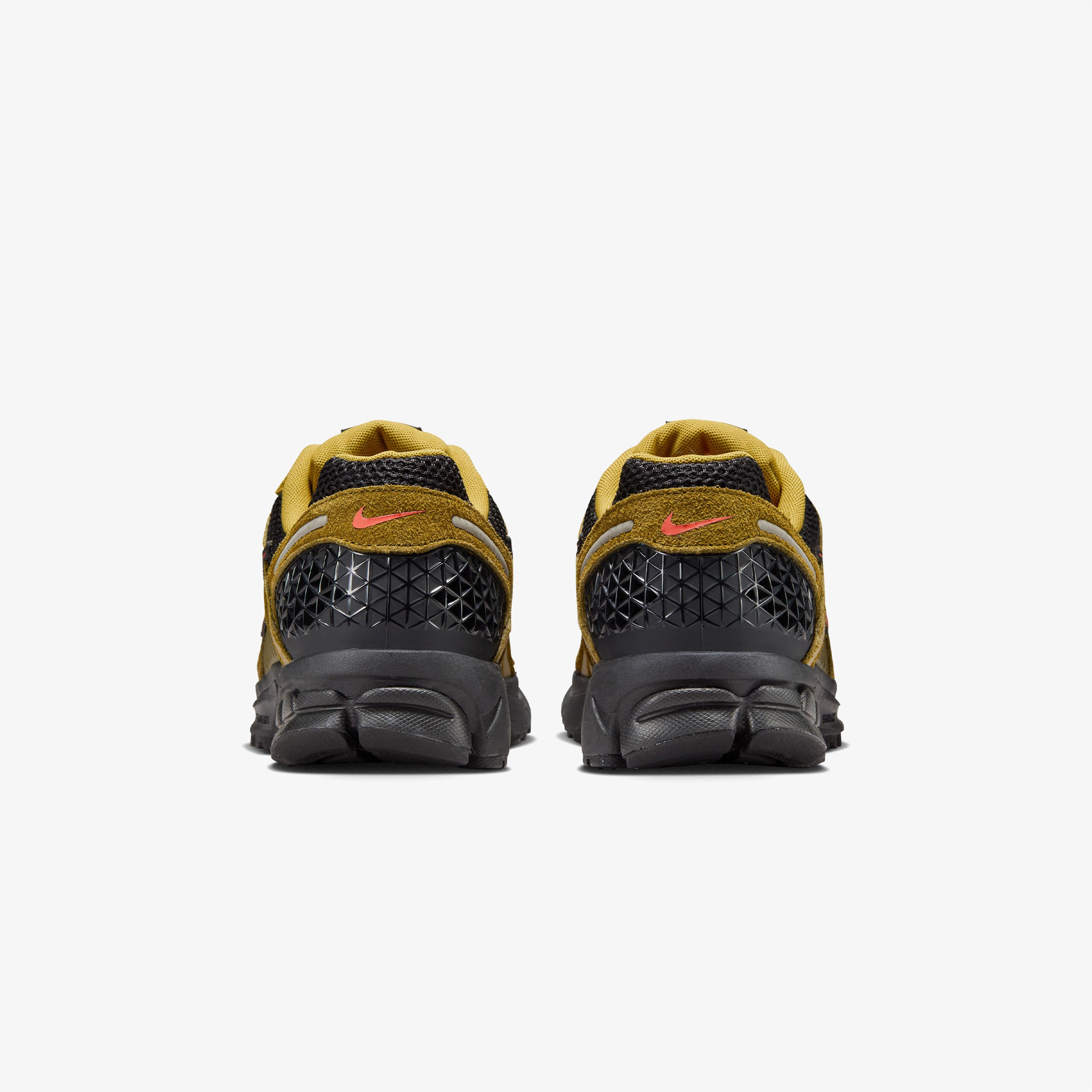 Nike Zoom Vomero 5 Premium Erkek Haki Spor Ayakkabı