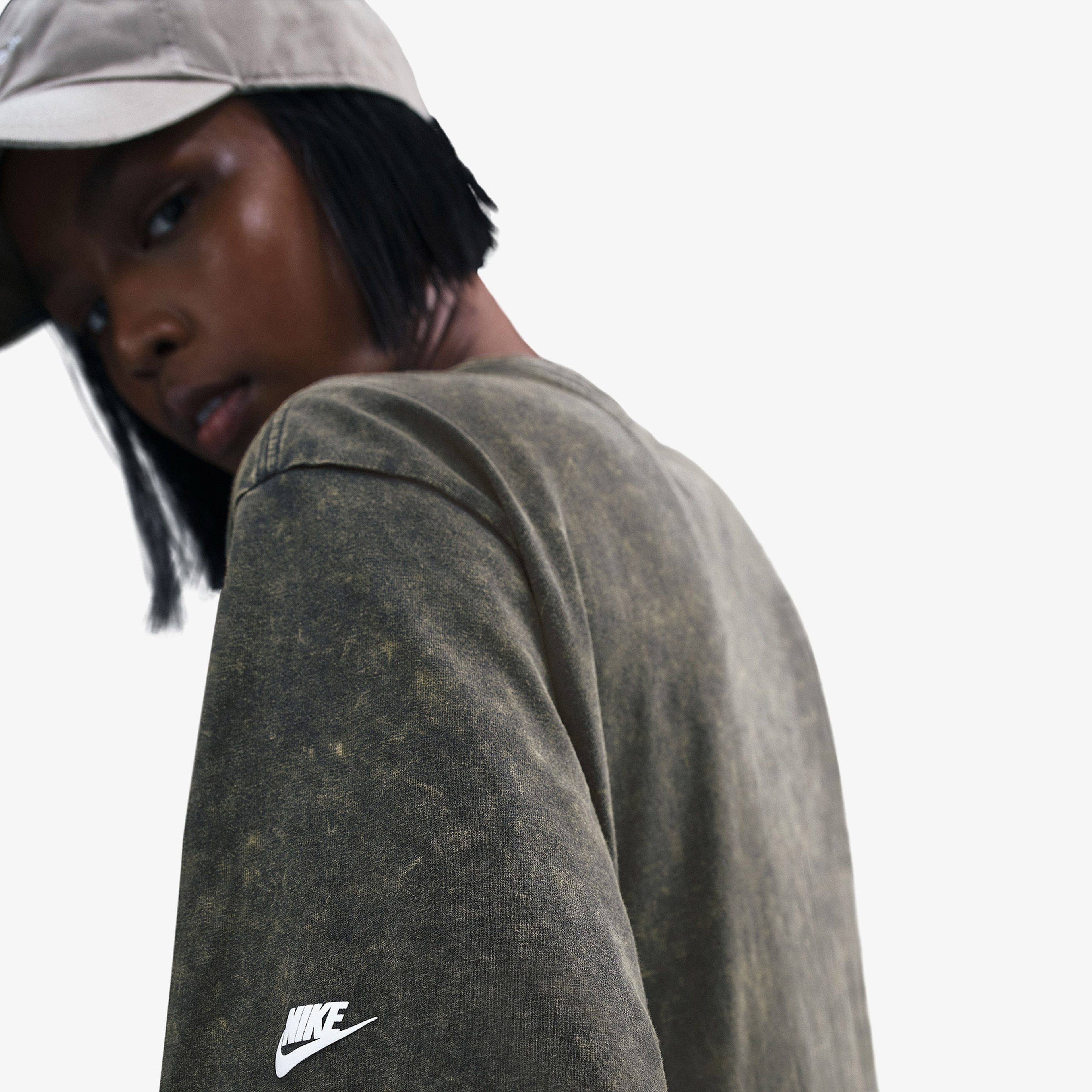 Nike Sportswear Classics Kadın Yeşil T-Shirt