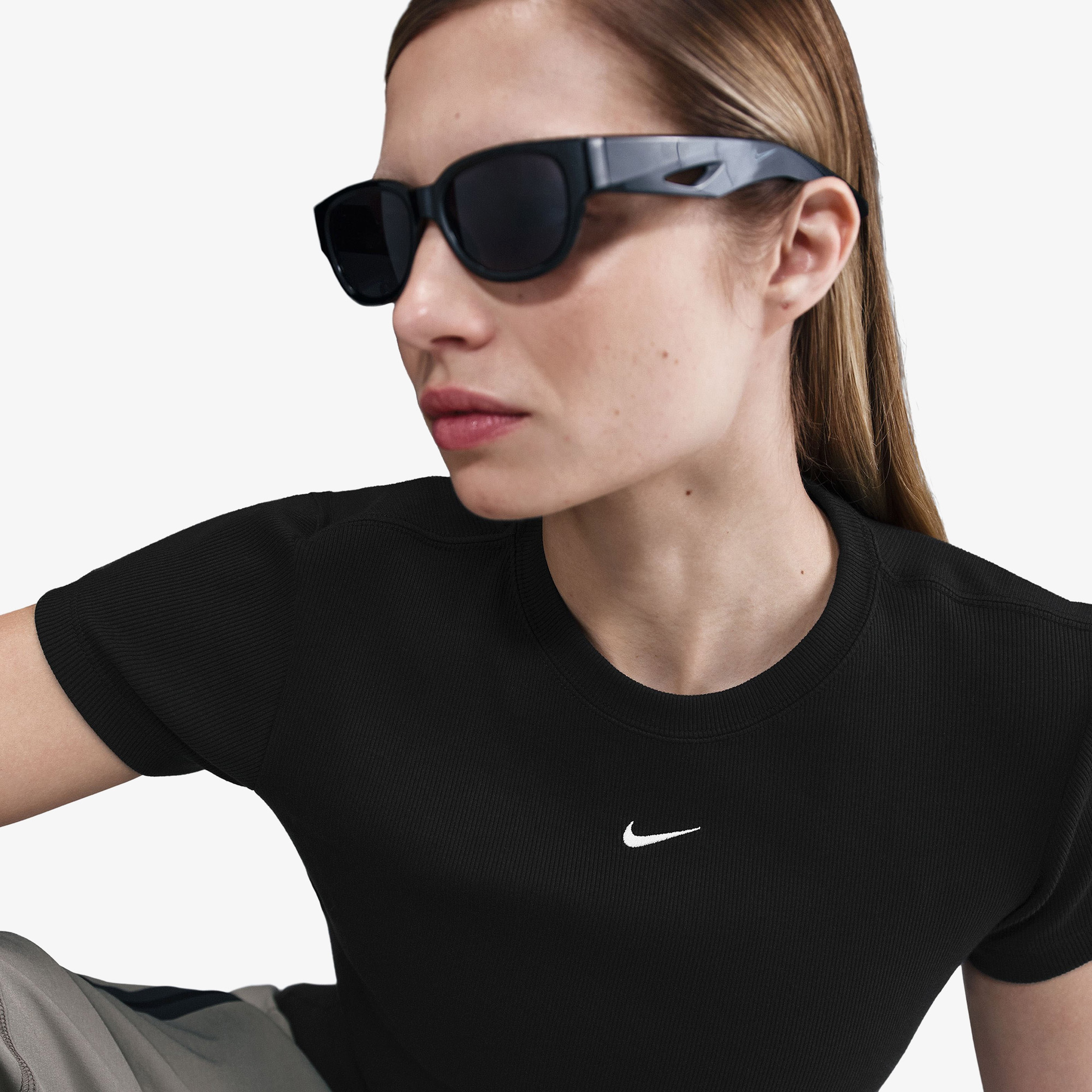 Nike Sportswear Ribbed Kadın Siyah T-Shirt