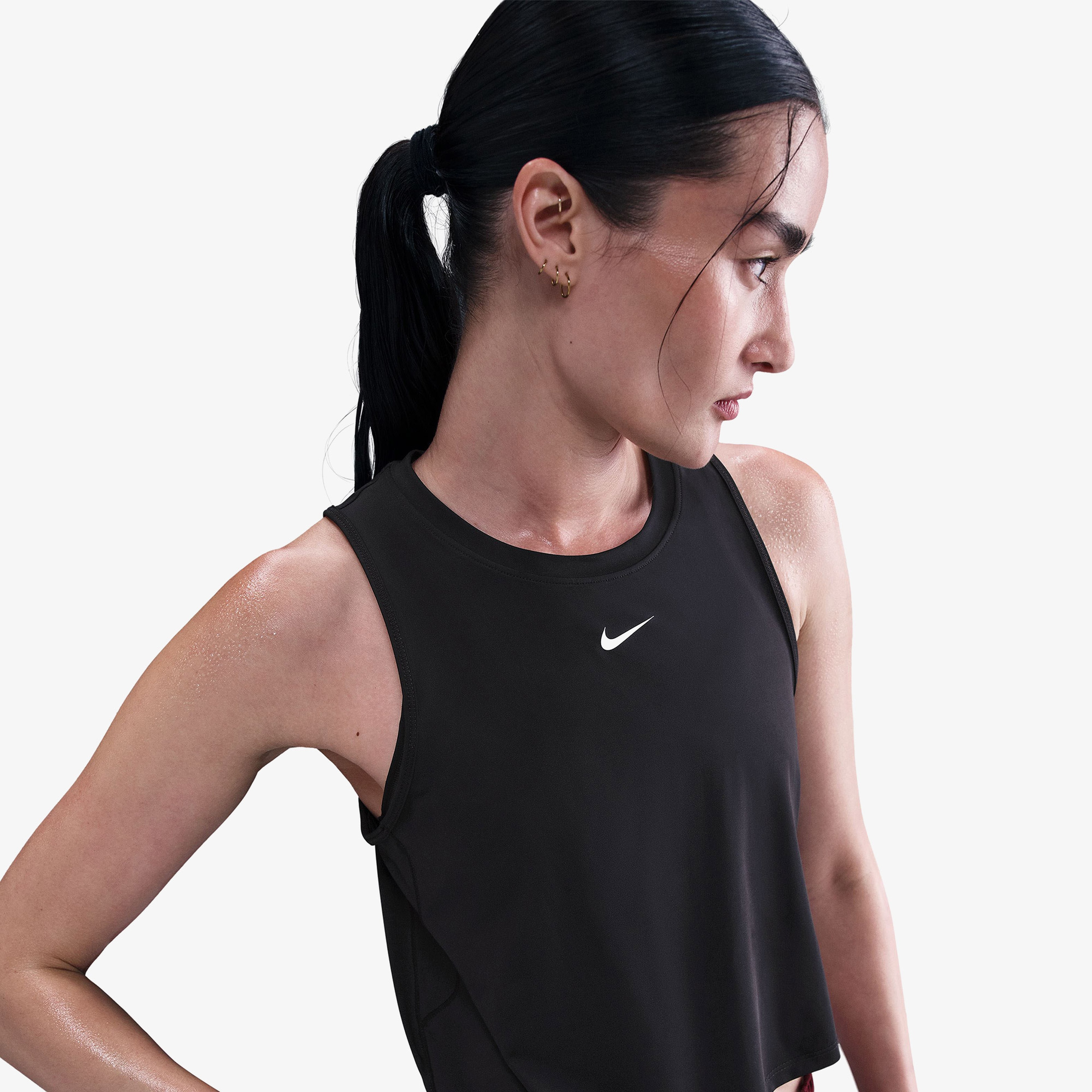 Nike One Classic Dri-Fit Kadın Siyah Crop T-Shirt