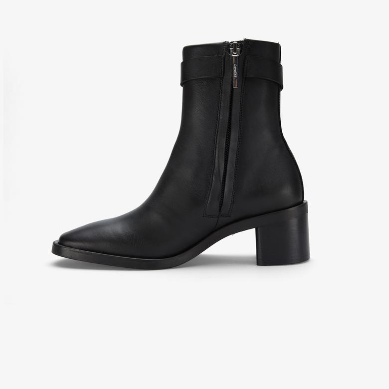 Calvin Klein Block Heel Metal Logo Kadın Siyah Bot