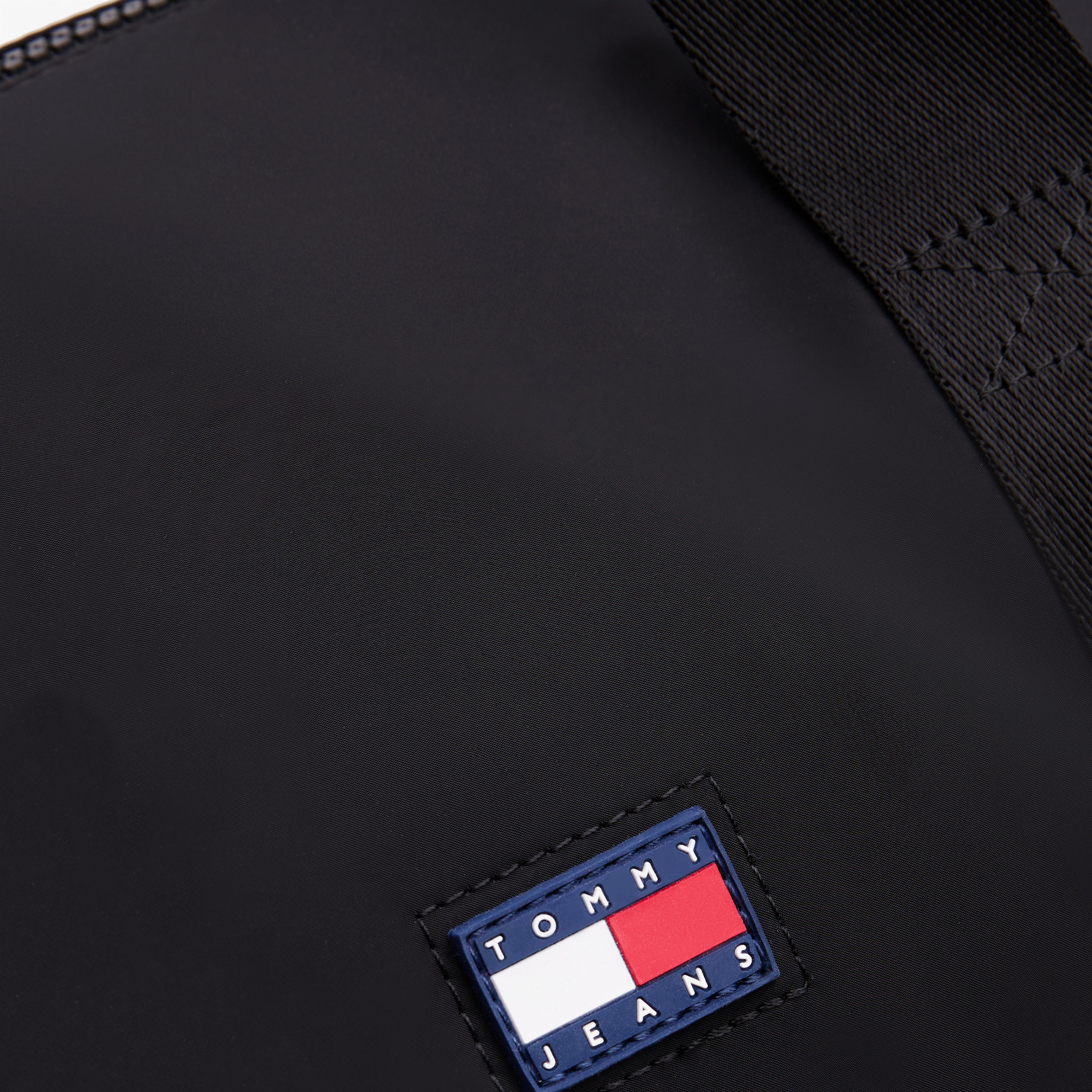Tommy Jeans Urban Duffle Erkek Siyah Spor Çantası