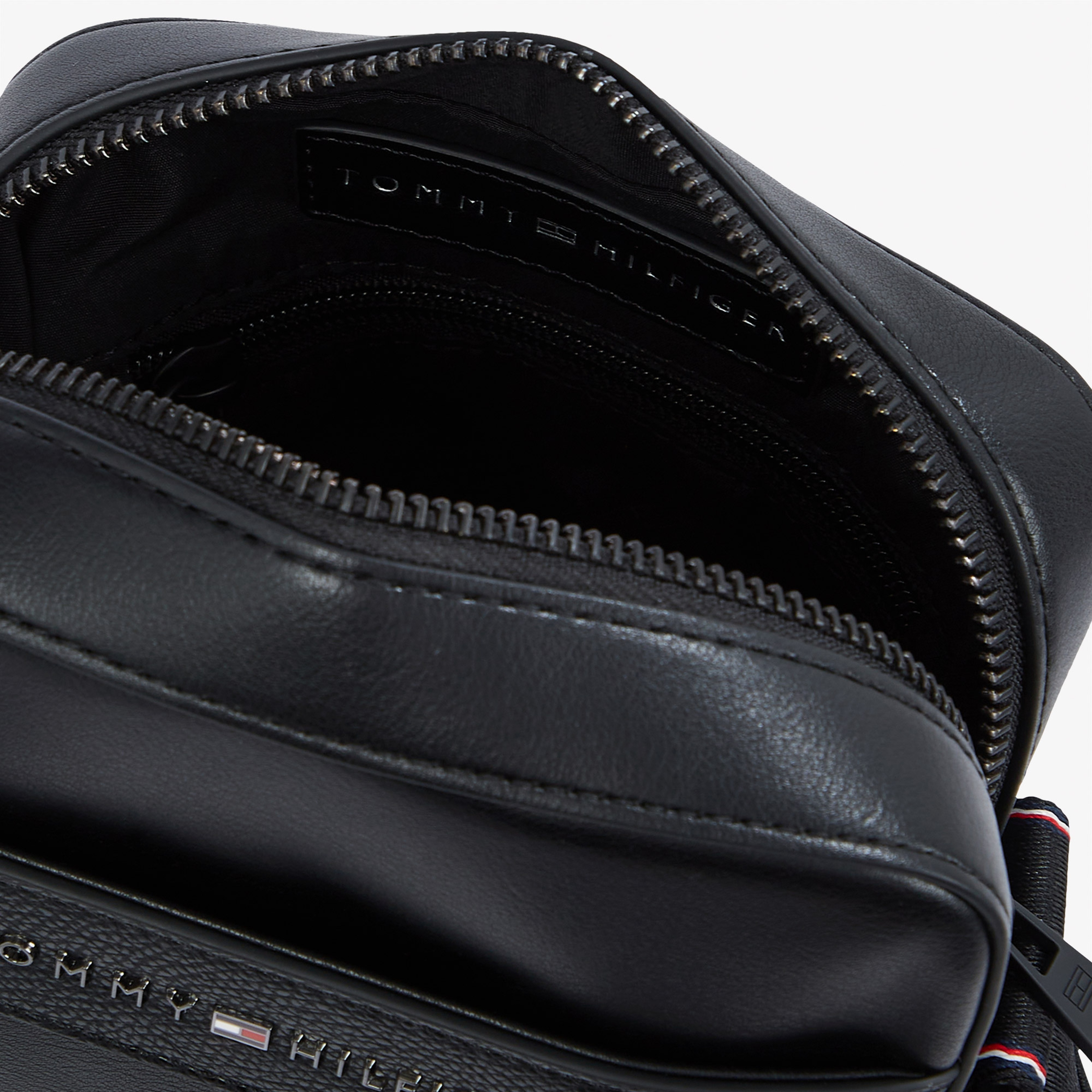 Tommy Hilfiger Corp Mini Erkek Siyah Çapraz Çanta