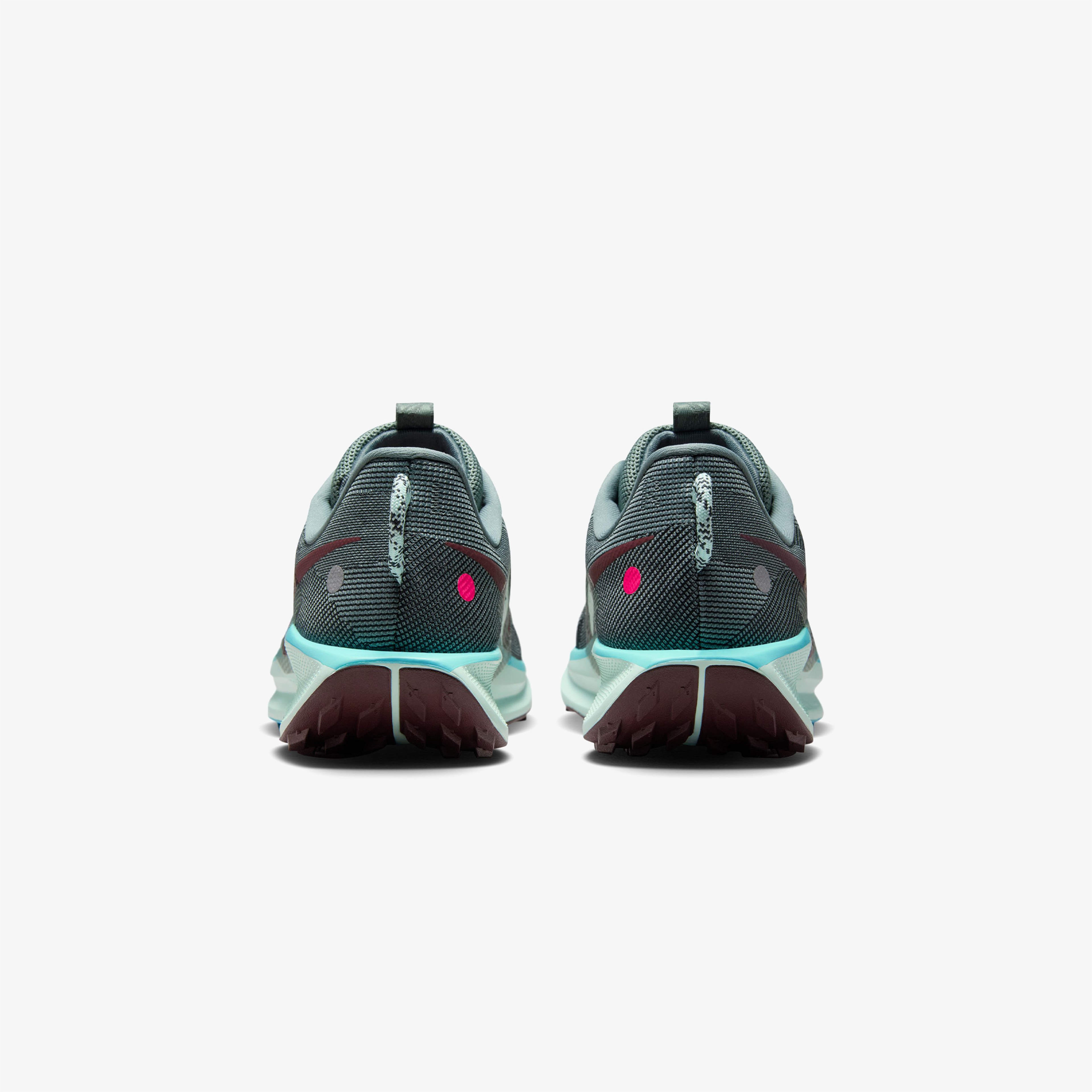 Nike Reactx Pegasus Trail 5 Erkek Yeşil Koşu Ayakkabısı