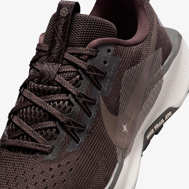 Nike Reactx Pegasus Trail 5 Kadın Kahverengi Koşu Ayakkabısı