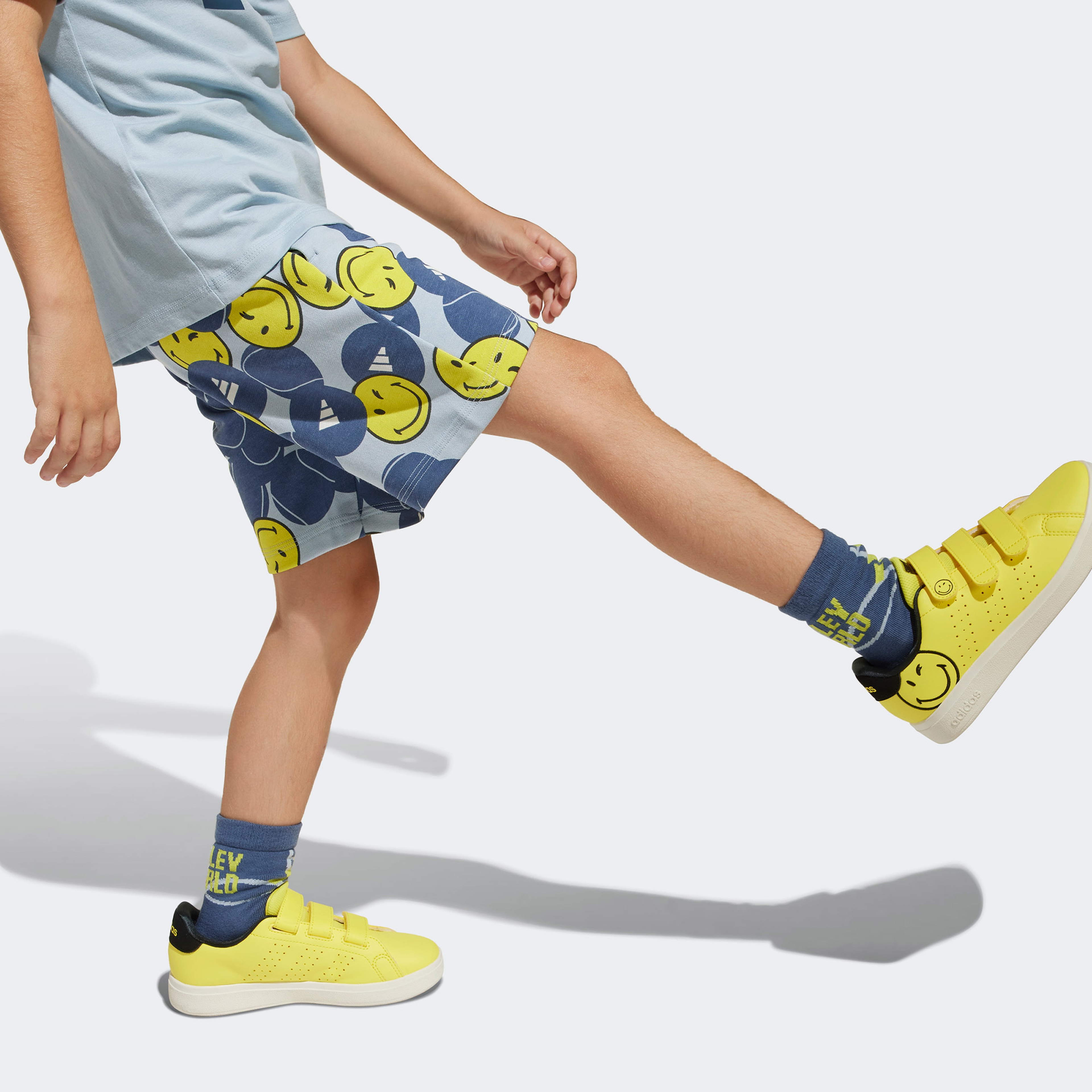 adidas x Smileyworld Çocuk Mavi Eşofman Takımı