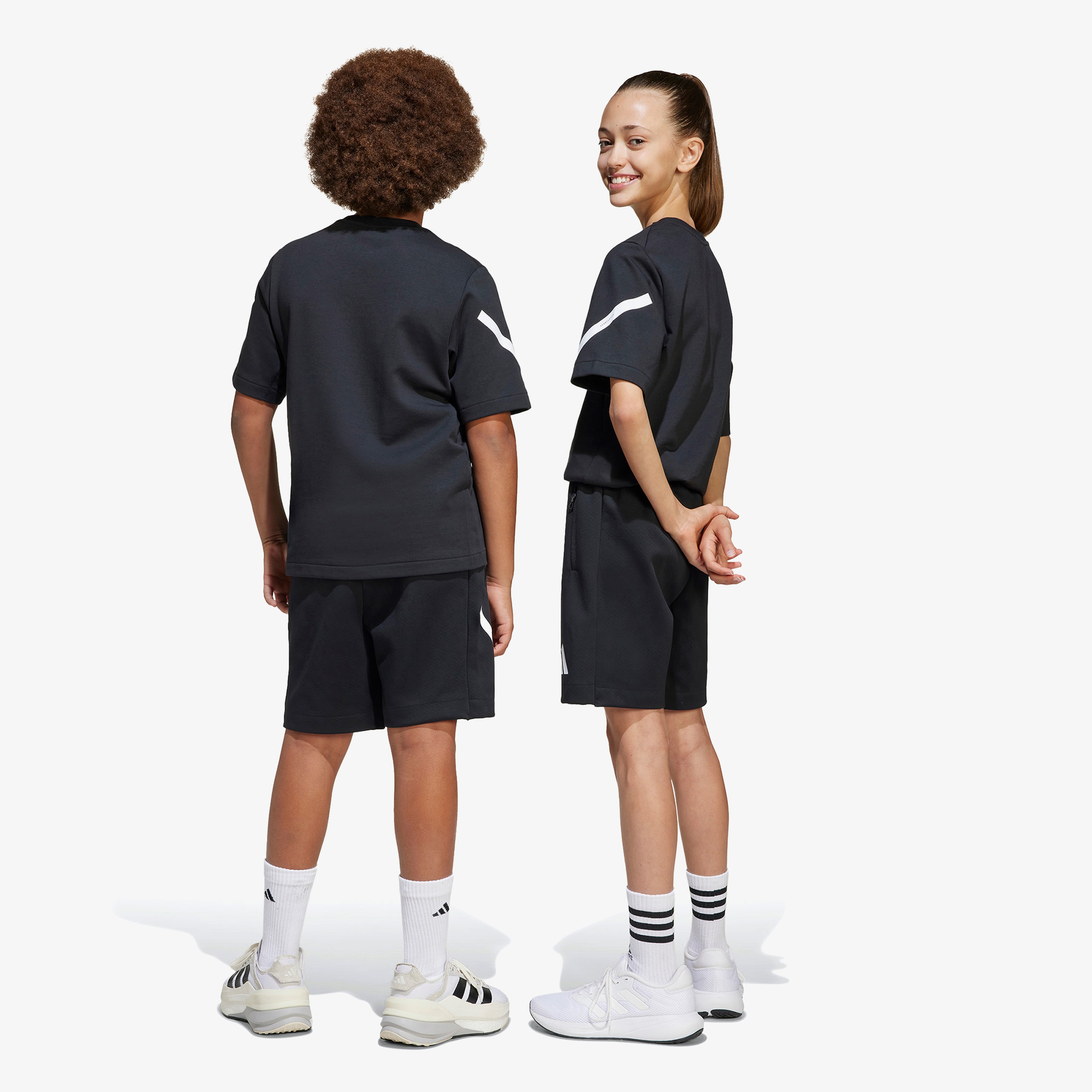 adidas Z.N.E. Genç Çocuk Siyah Şort