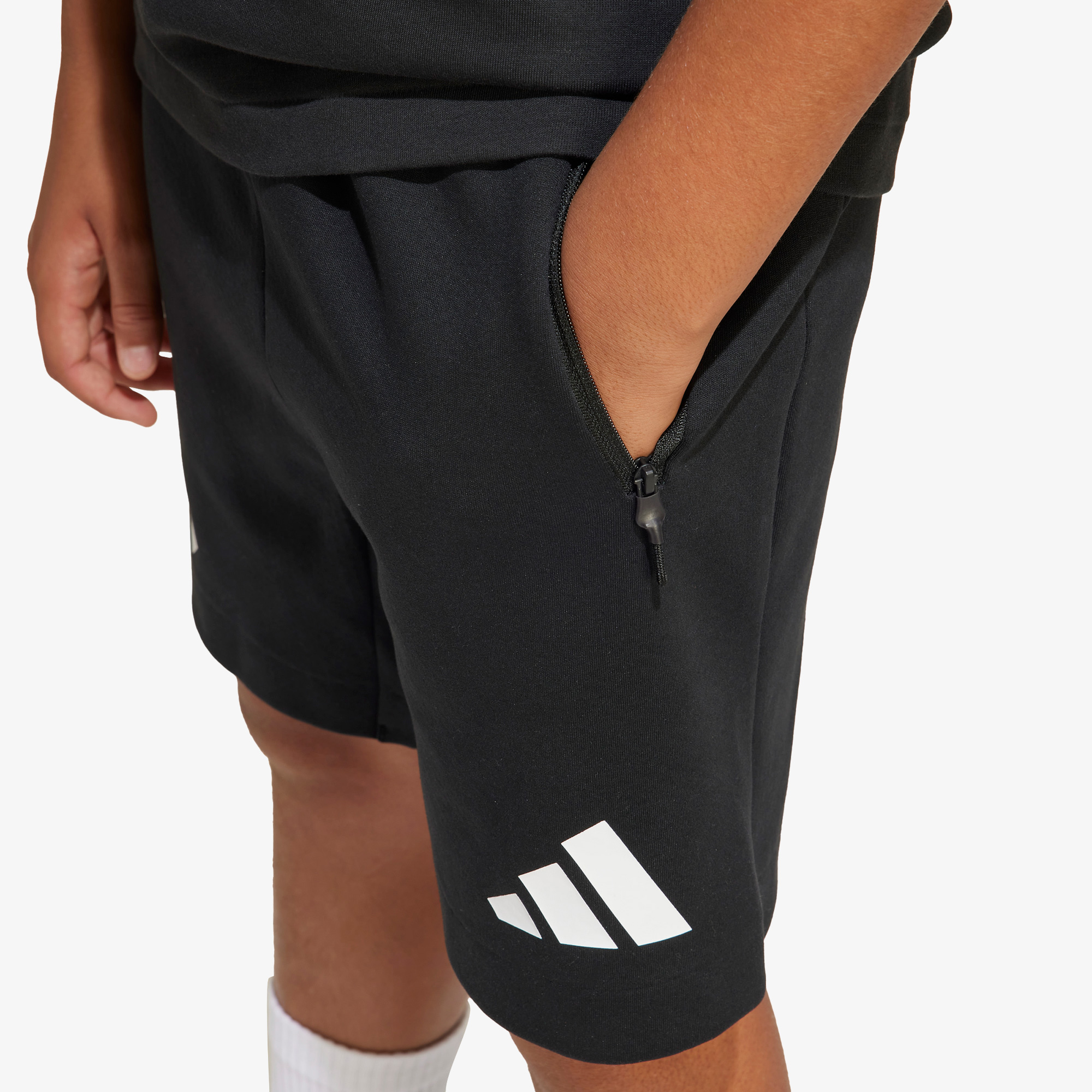 adidas Z.N.E. Genç Çocuk Siyah Şort