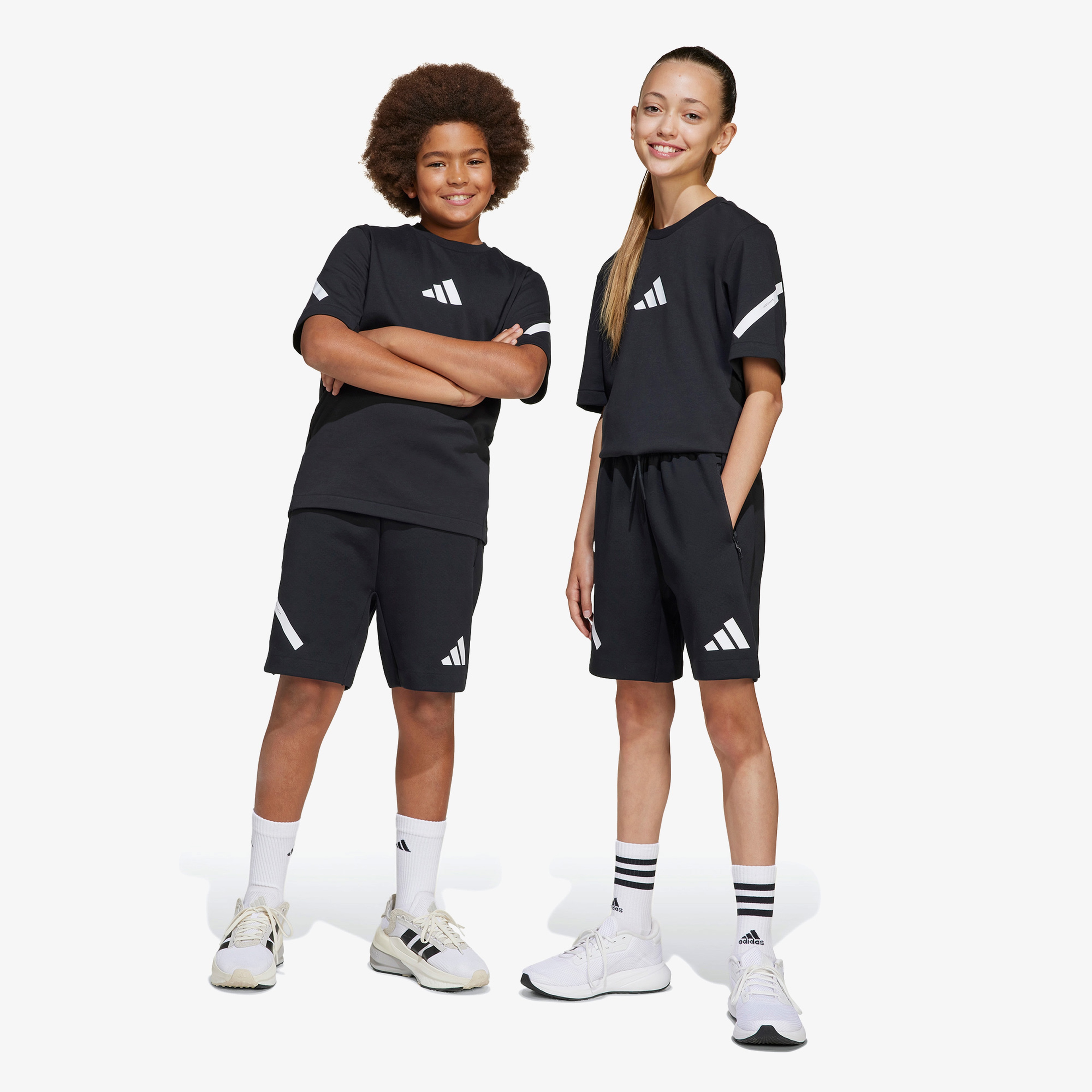 adidas Z.N.E. Genç Çocuk Siyah Şort