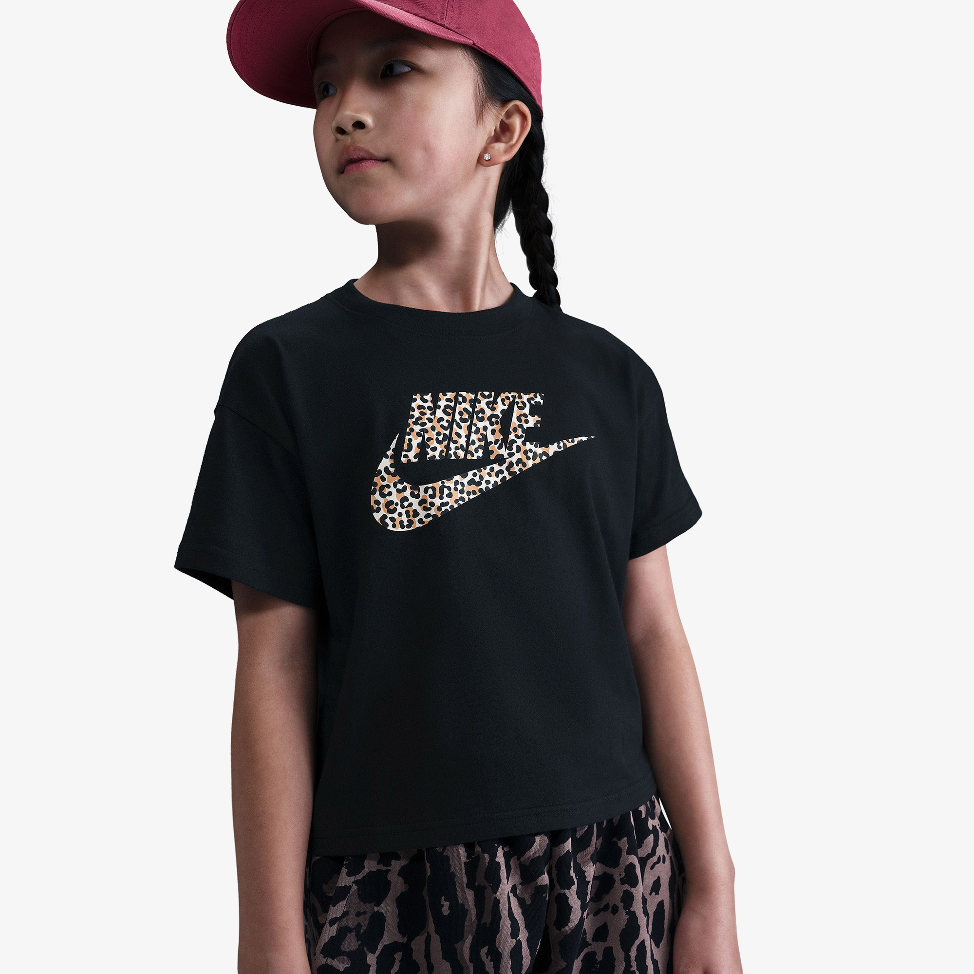 Nike Sportswear Boxy Animal Print Çocuk Siyah T-Shirt