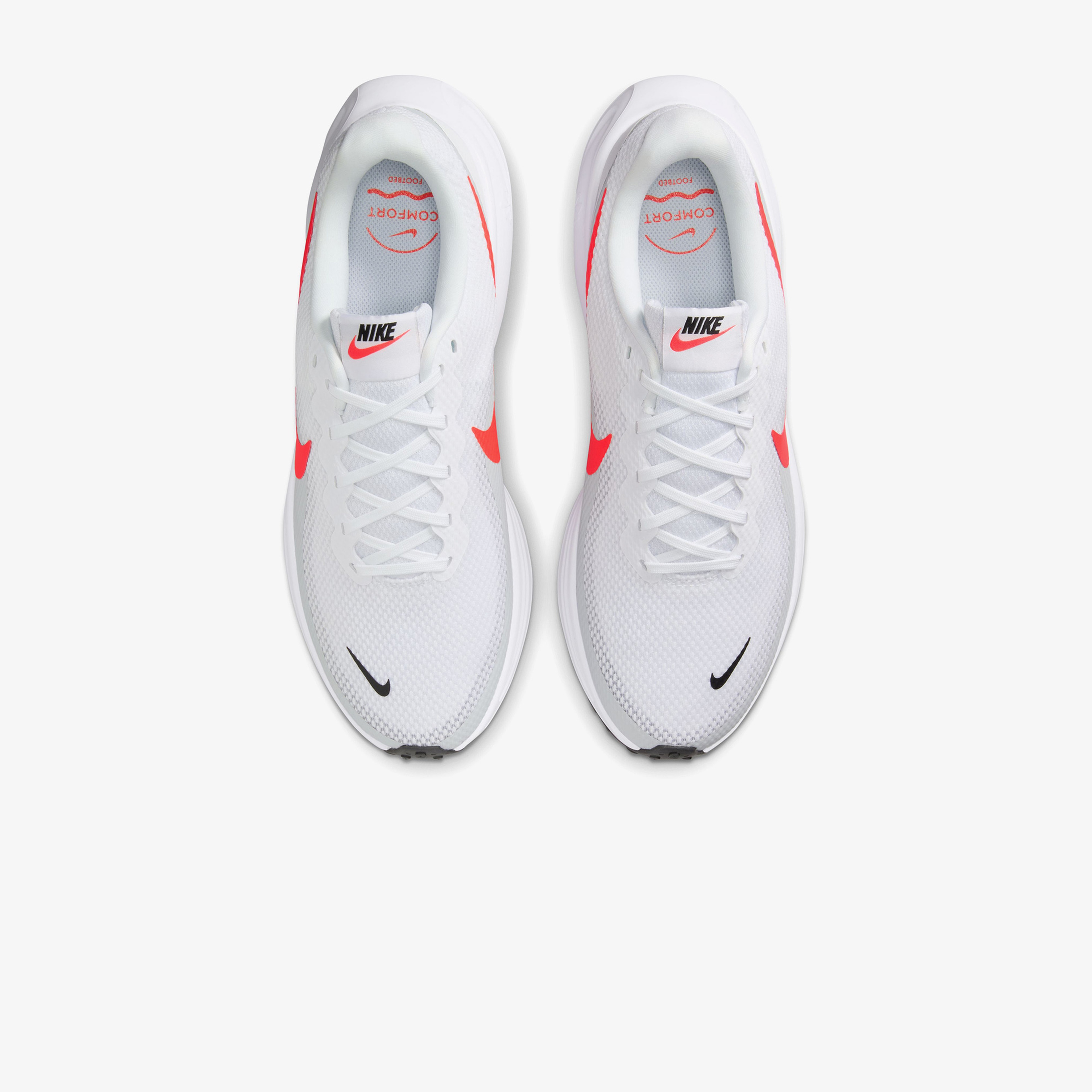 Nike Revolution 8 Erkek Beyaz Koşu Ayakkabısı