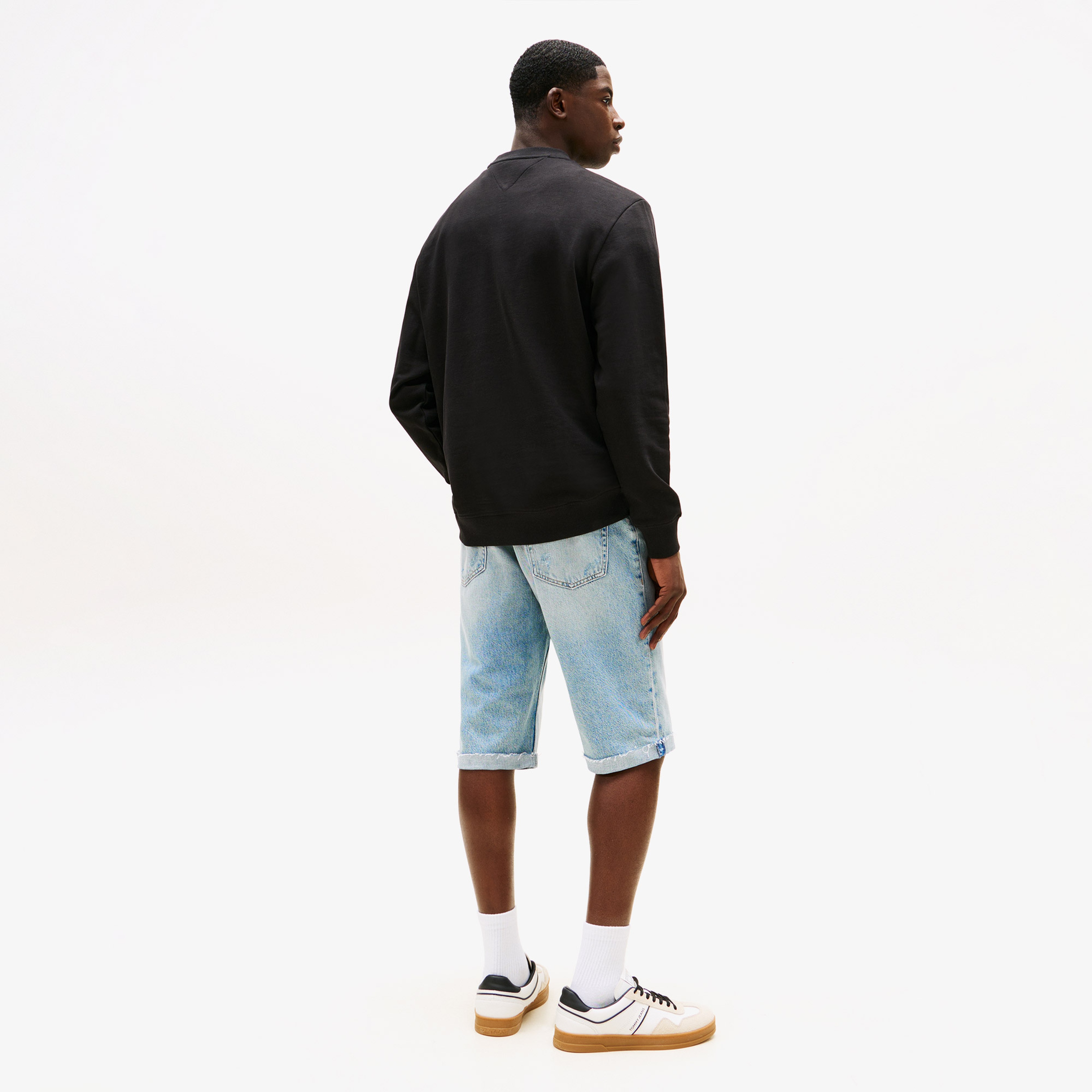 Tommy Jeans Regular Stack Erkek Siyah Sweatshirt