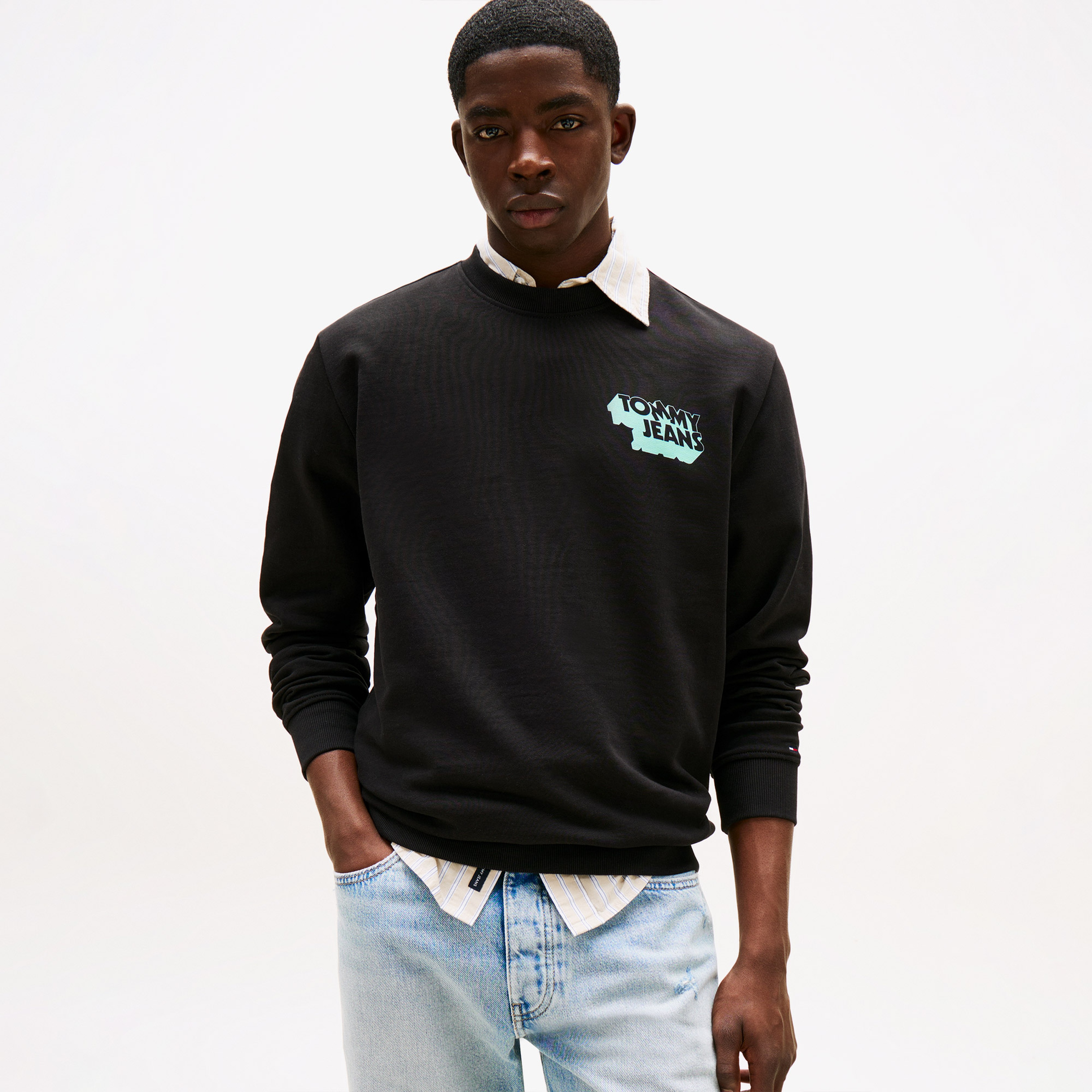 Tommy Jeans Regular Stack Erkek Siyah Sweatshirt