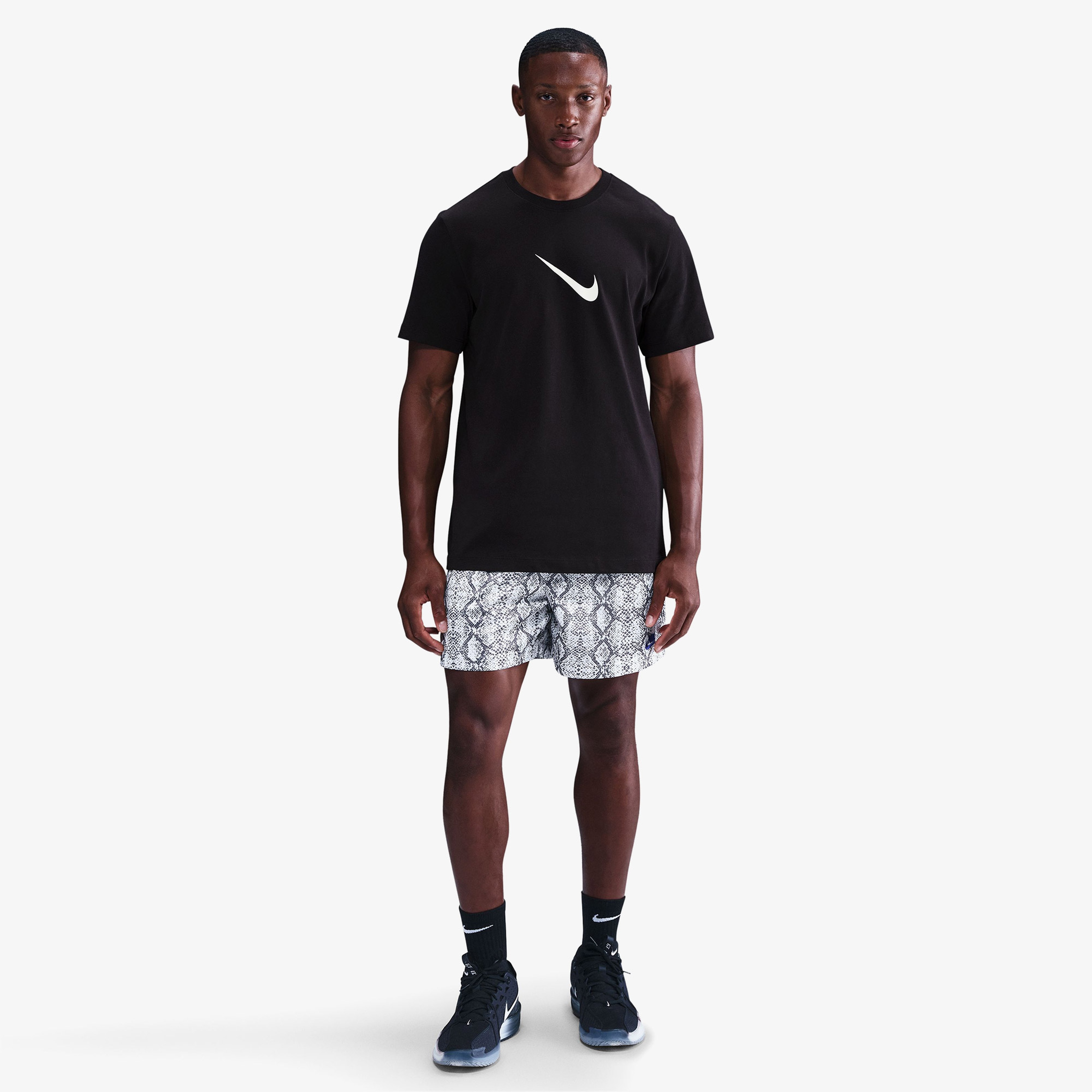 Nike Giannis Erkek Siyah T-Shirt