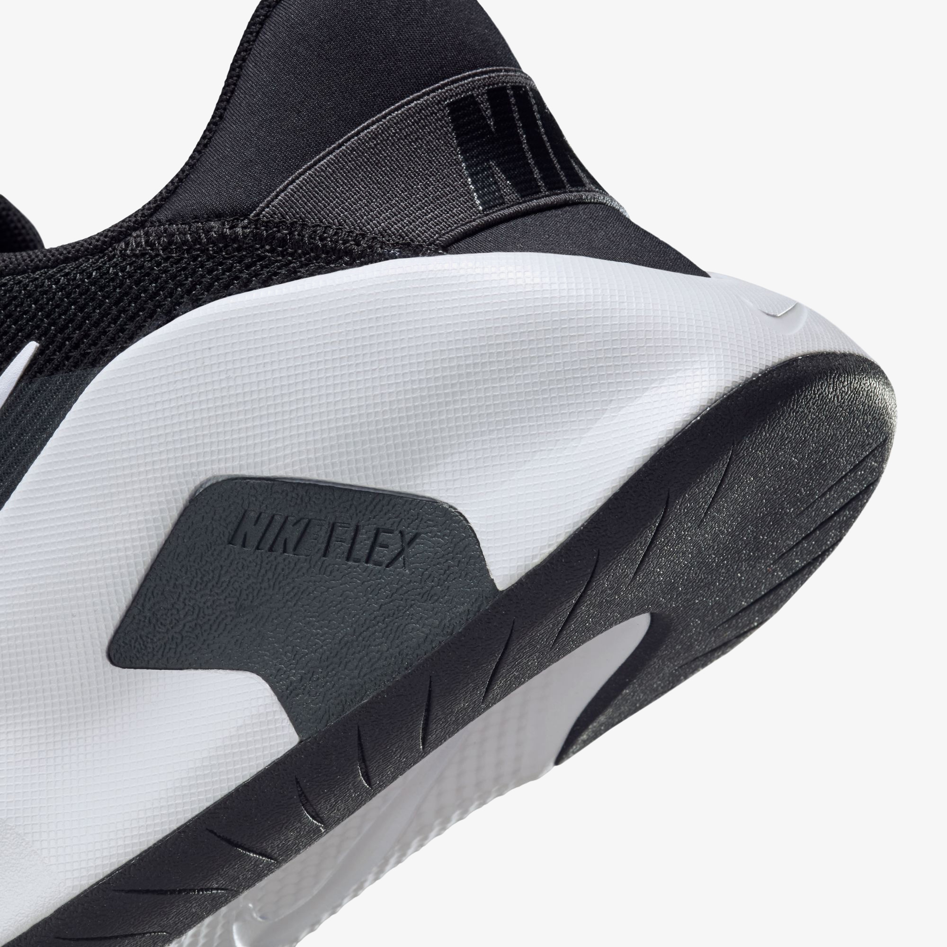 Nike Flex Train Erkek Siyah Antrenman Ayakkabısı
