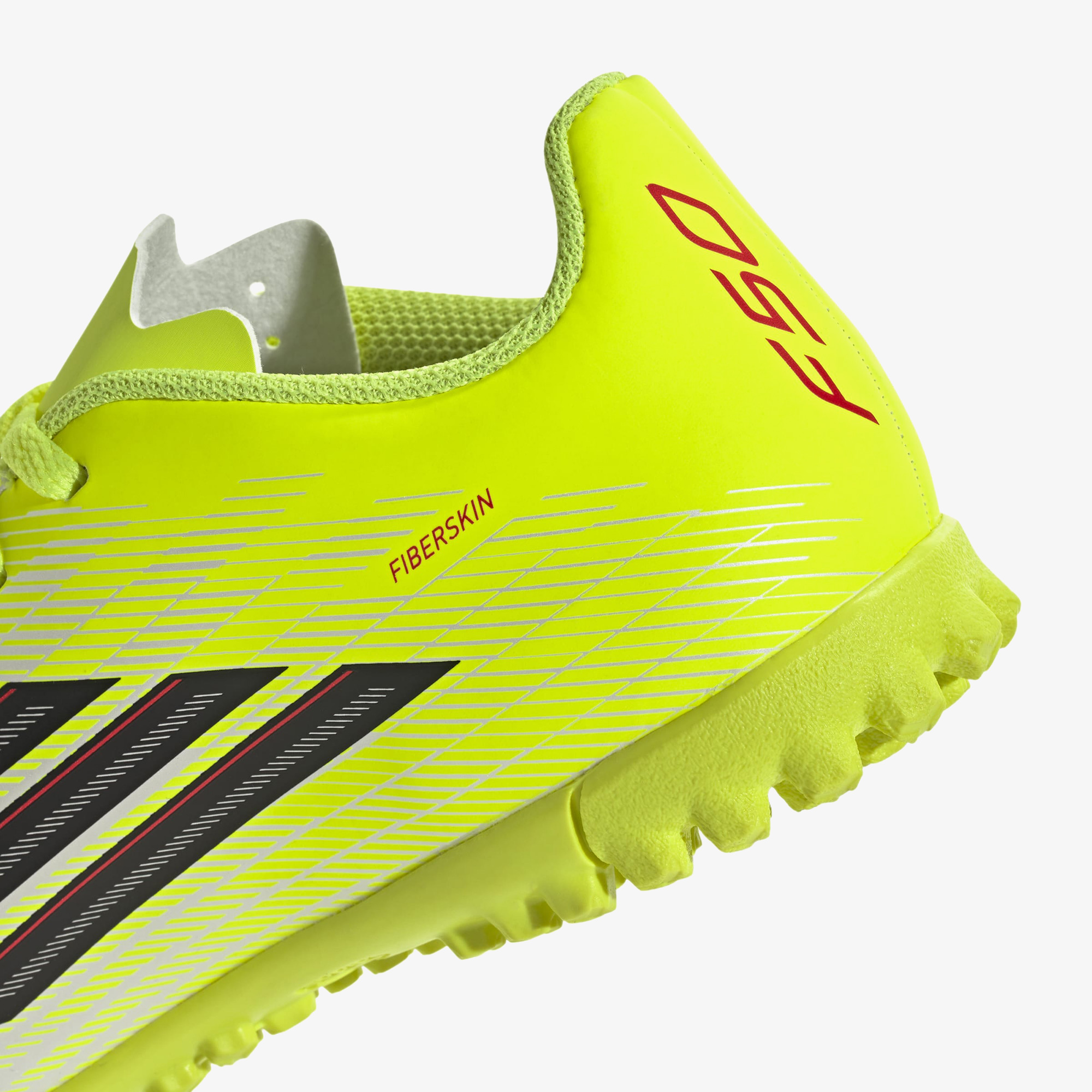 adidas F50 Club Çocuk Sarı Halı Saha Kramponu