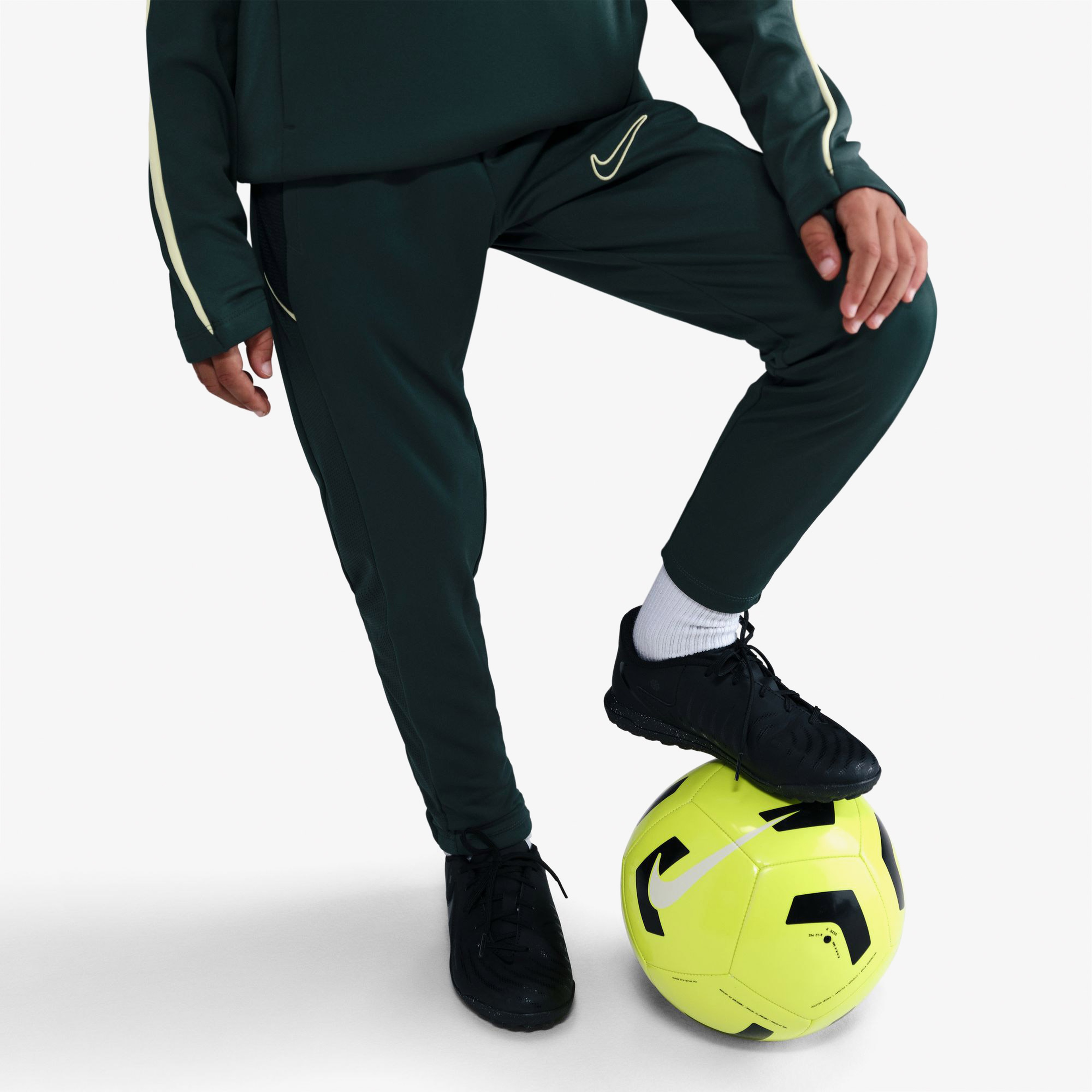 Nike Academy Çocuk Yeşil Futbol Eşofman Altı