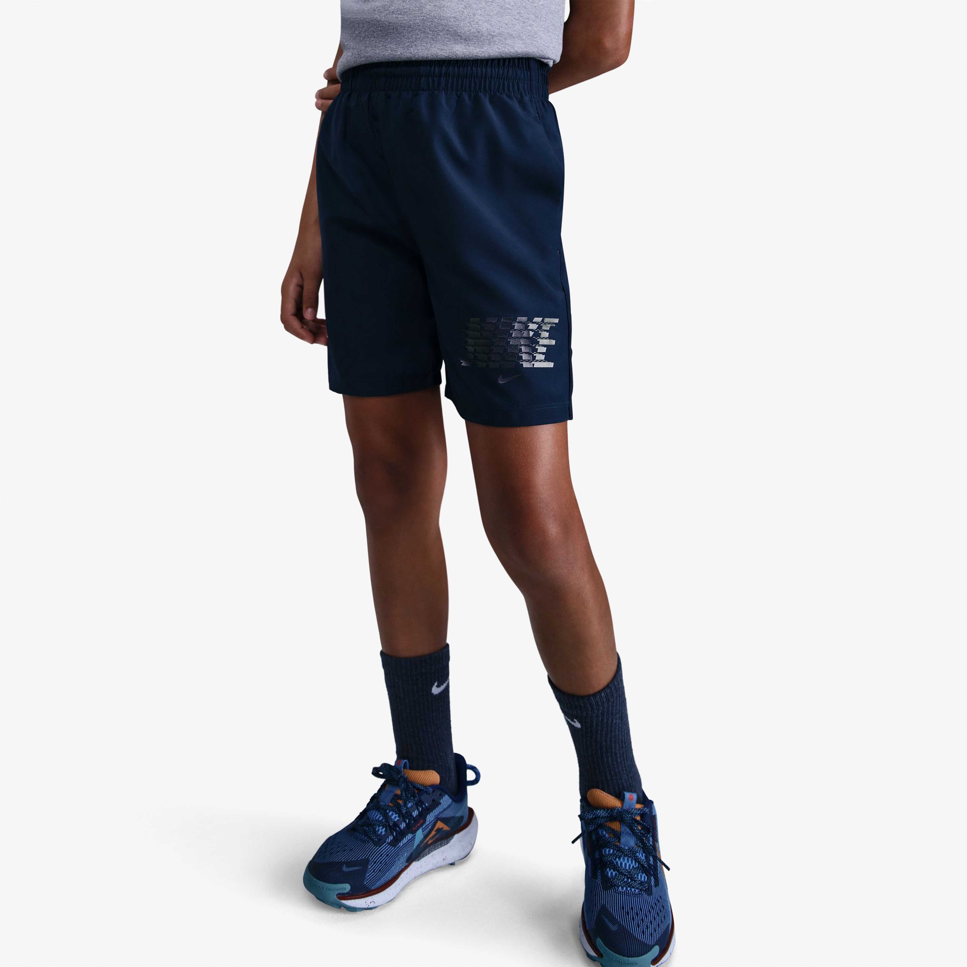 Nike Multi Çocuk Lacivert Antrenman Şort