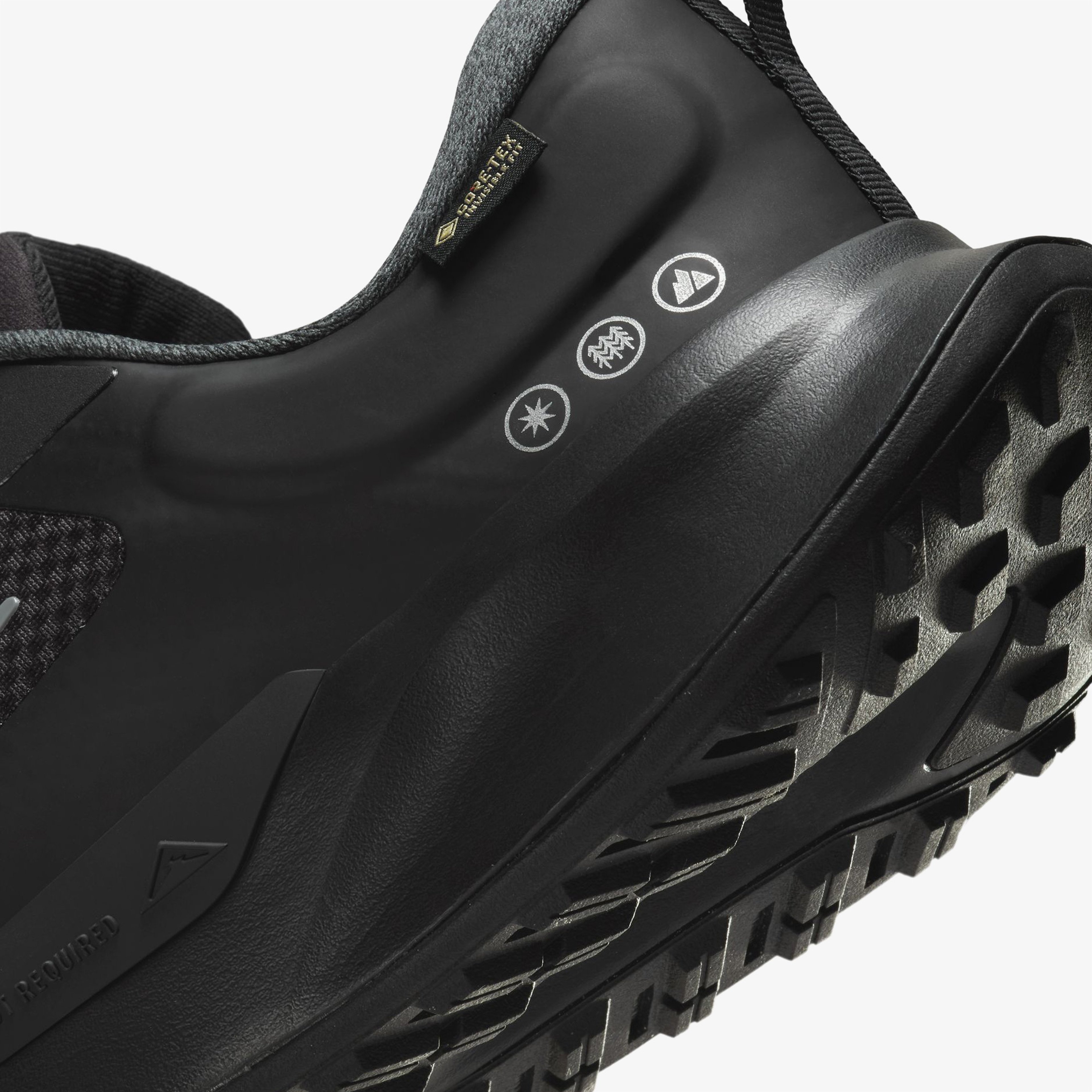 Nike Juniper Trail 2 Gore-Tex Erkek Siyah Koşu Ayakkabısı
