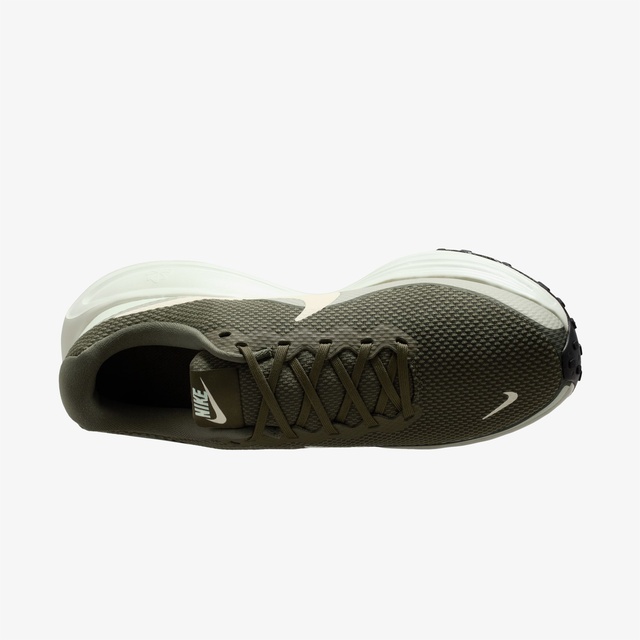 Nike Haki Nike Revolution 8