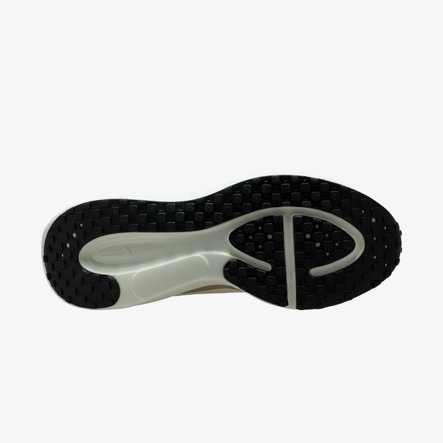 Nike Haki Nike Revolution 8