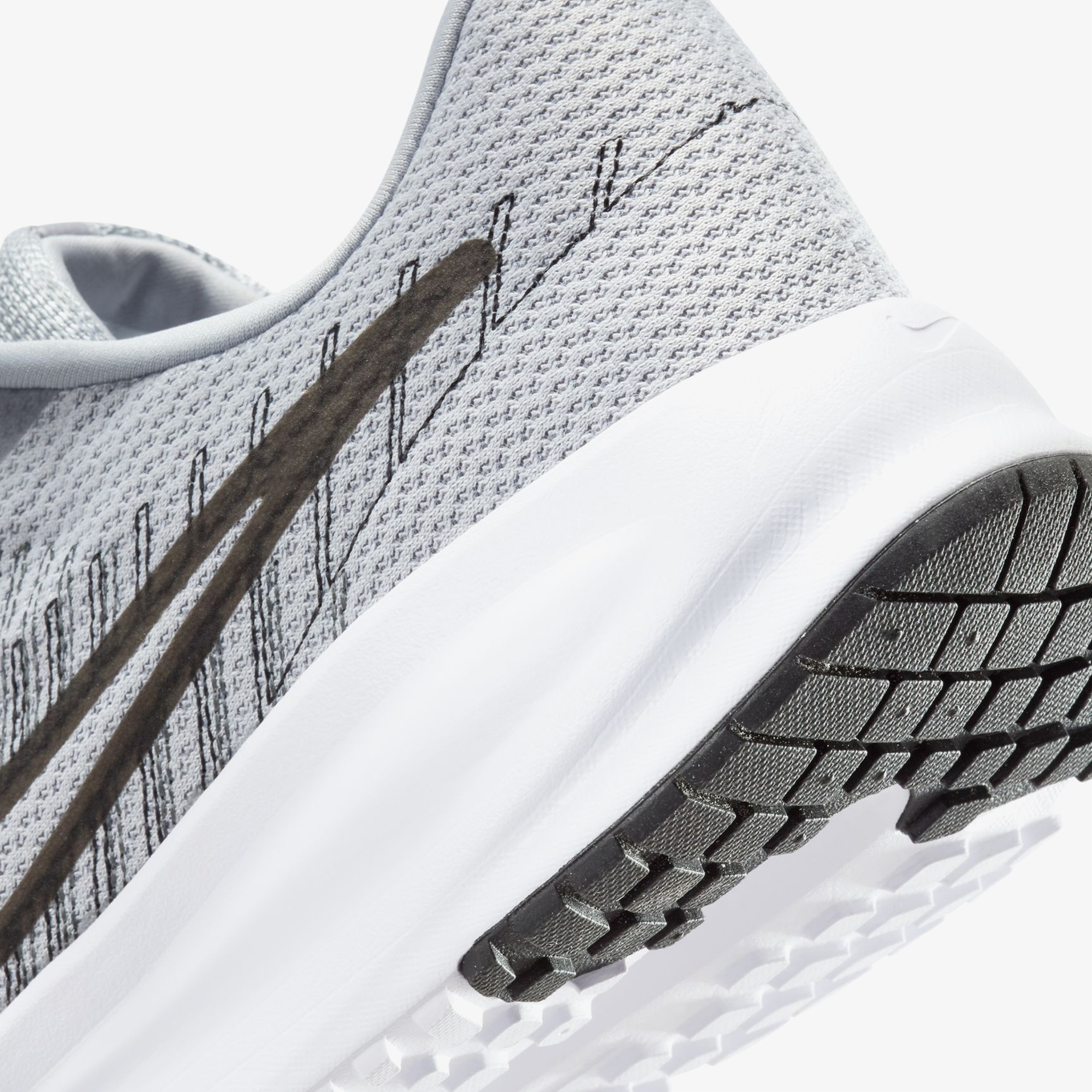 Nike Run Defy Erkek Gri Koşu Ayakkabısı