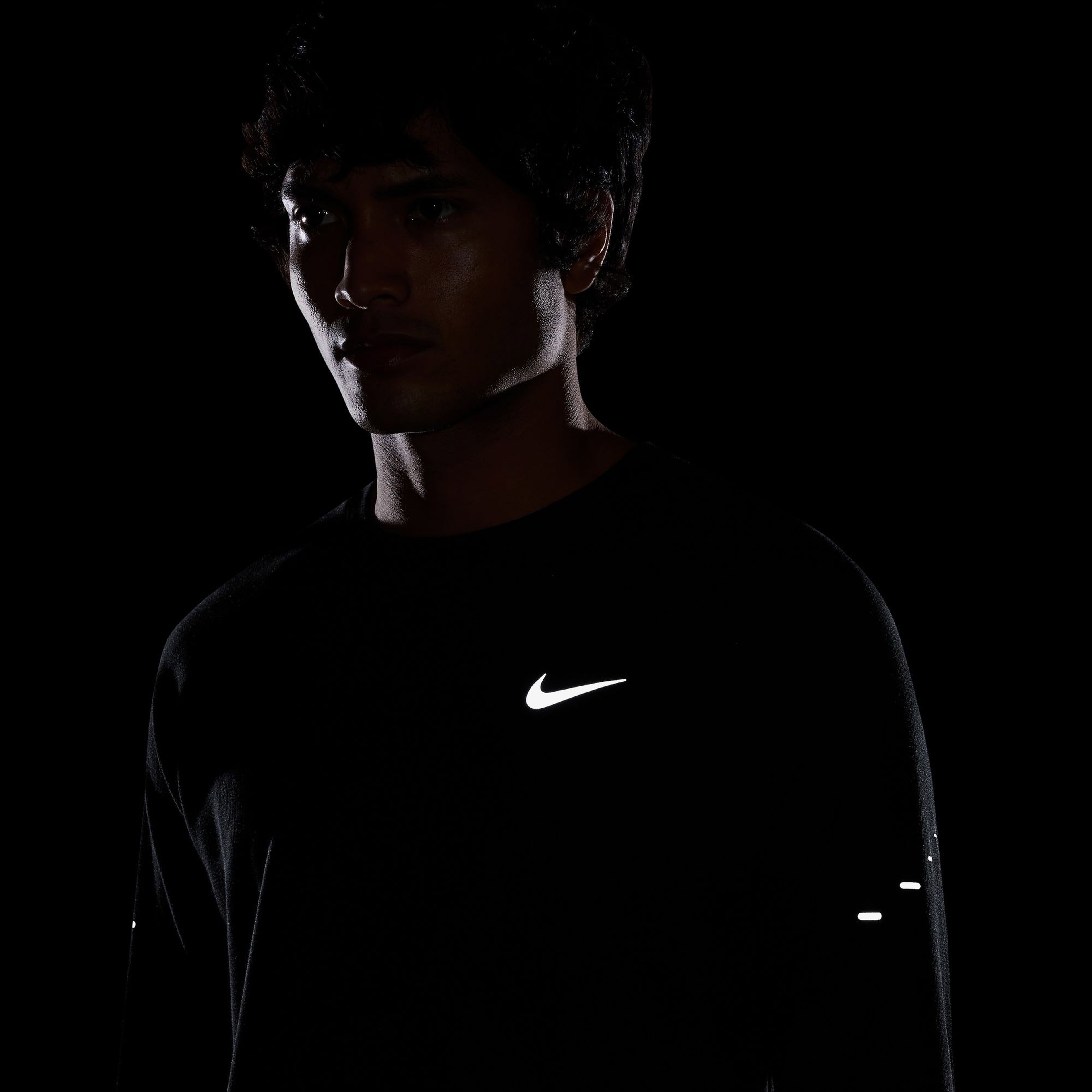Nike Stride Erkek Siyah Koşu T-Shirt