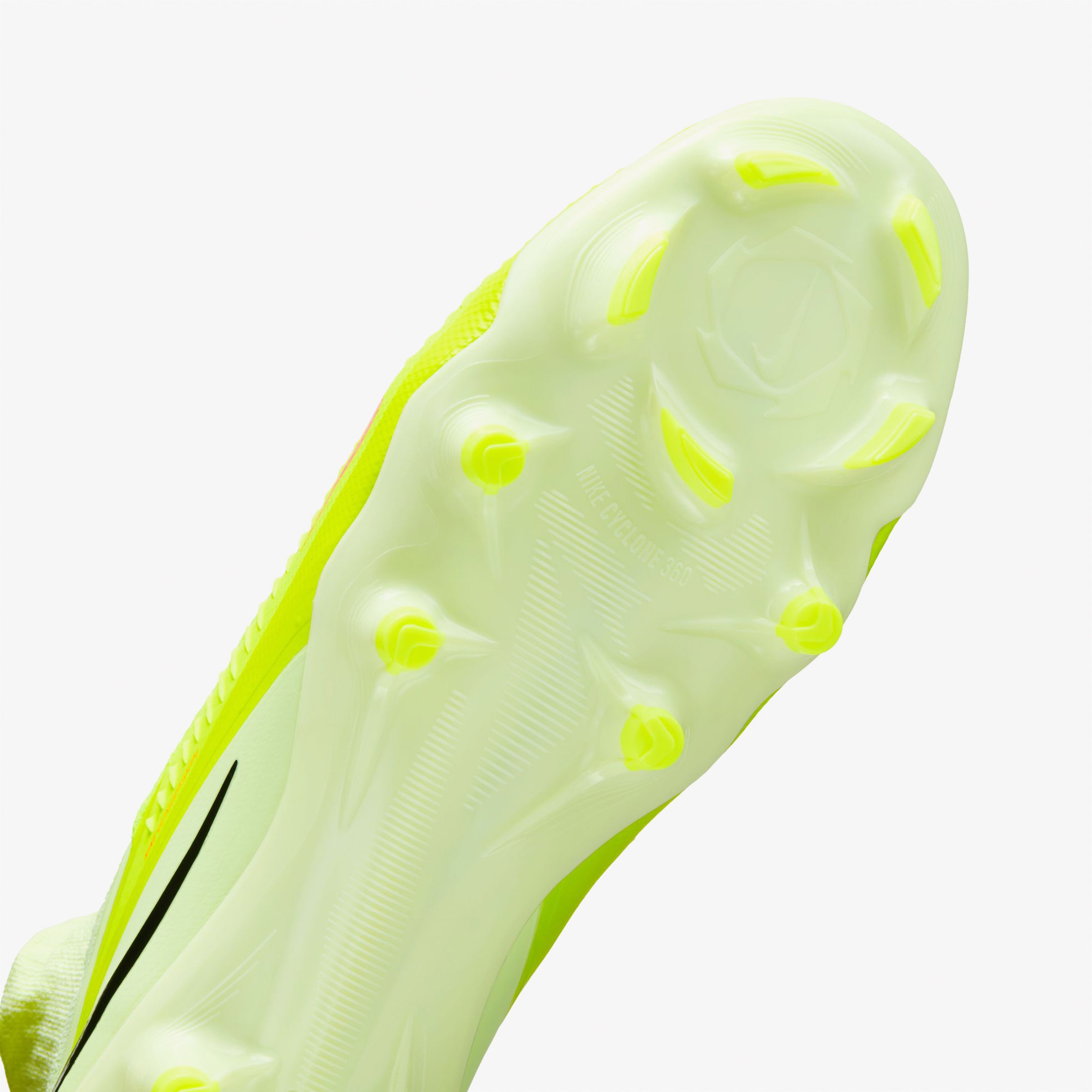 Nike Phantom 6 High Pro Erkek Turuncu Çim Saha Kramponu