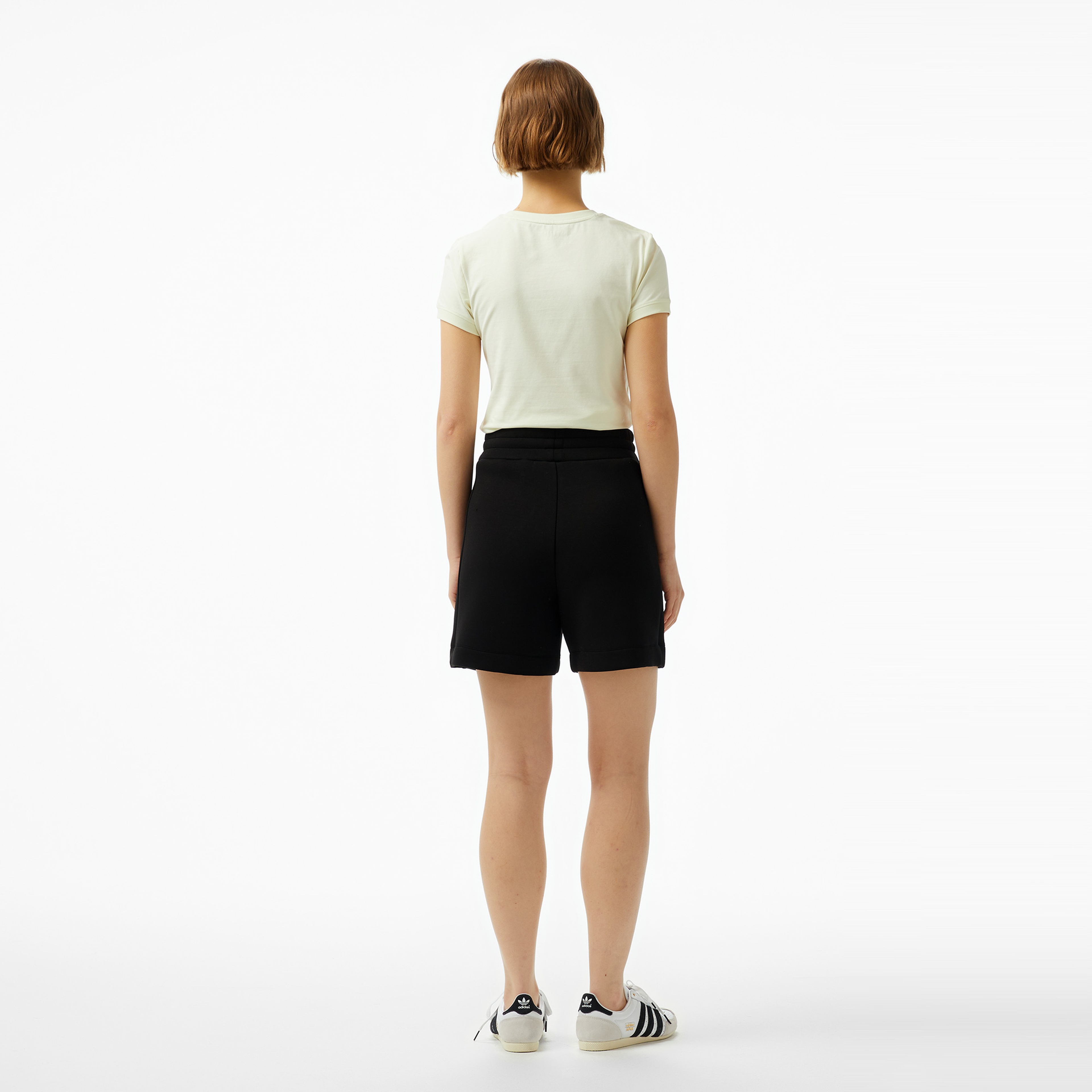 Guess Elly Shorts Eco Soft Tech Scuba 340 Kadın Siyah Şort